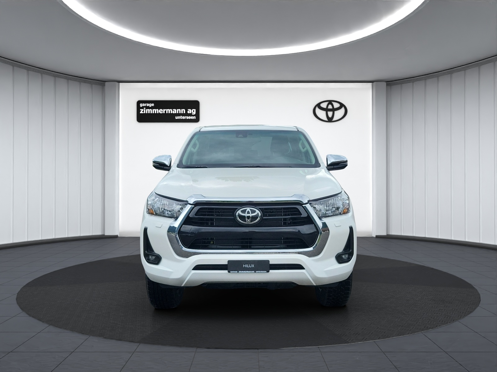 TOYOTA Hilux Double Cab.-Pick-up 2.8 Style AWD-showroom-element-1