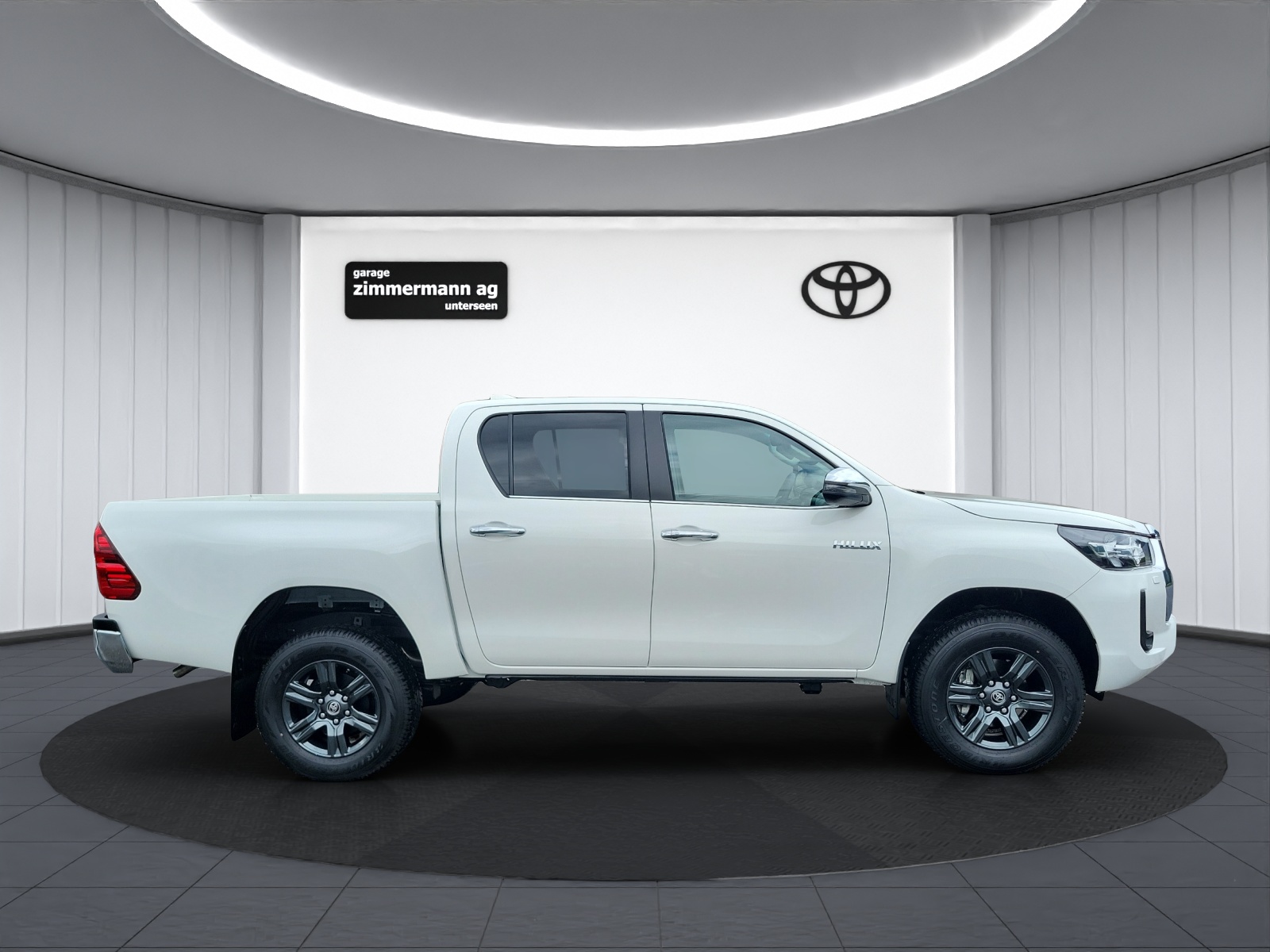 TOYOTA Hilux Double Cab.-Pick-up 2.8 Style AWD-image-4