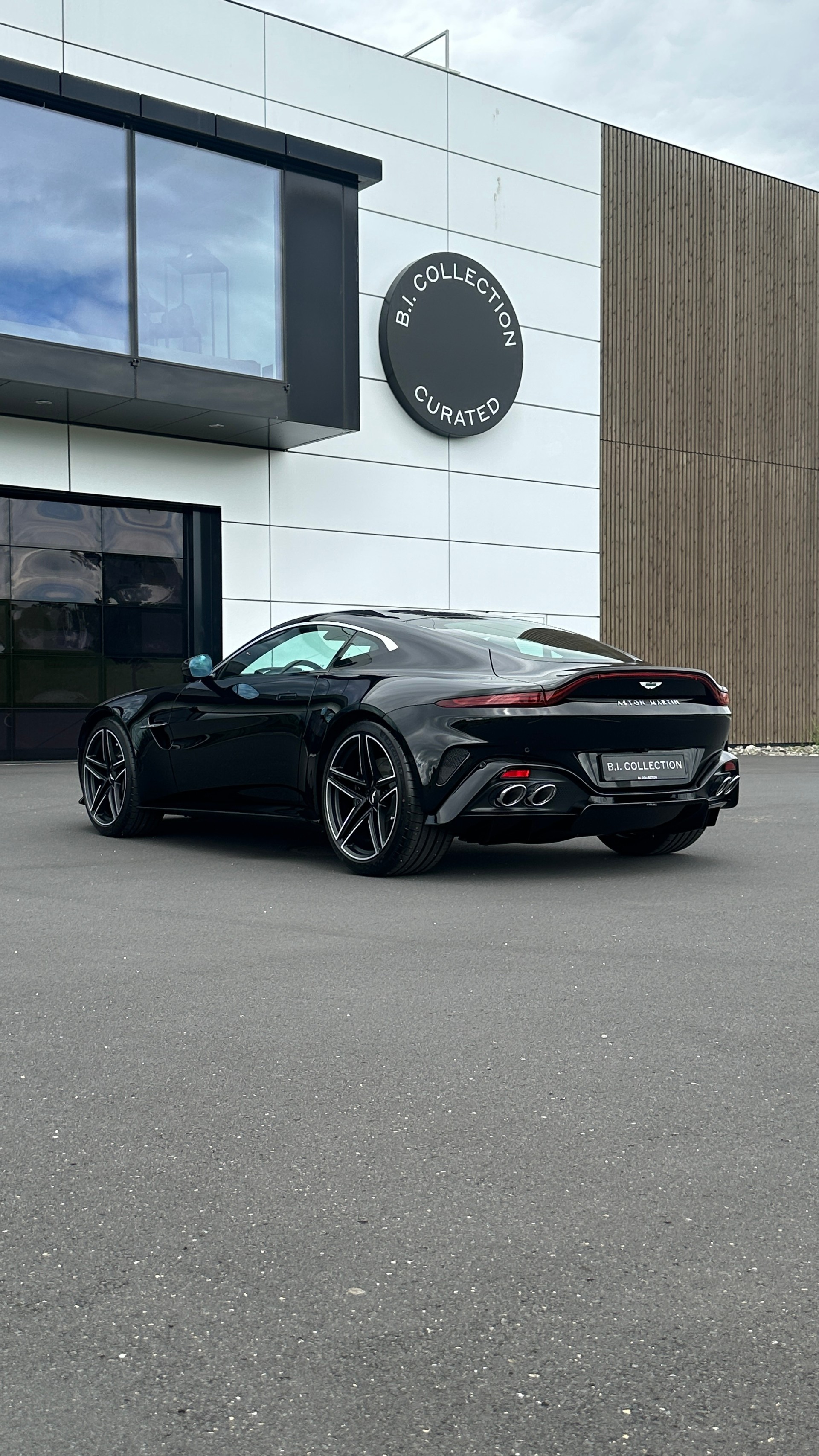 ASTON MARTIN 4.0 Coupé next generation-image-4