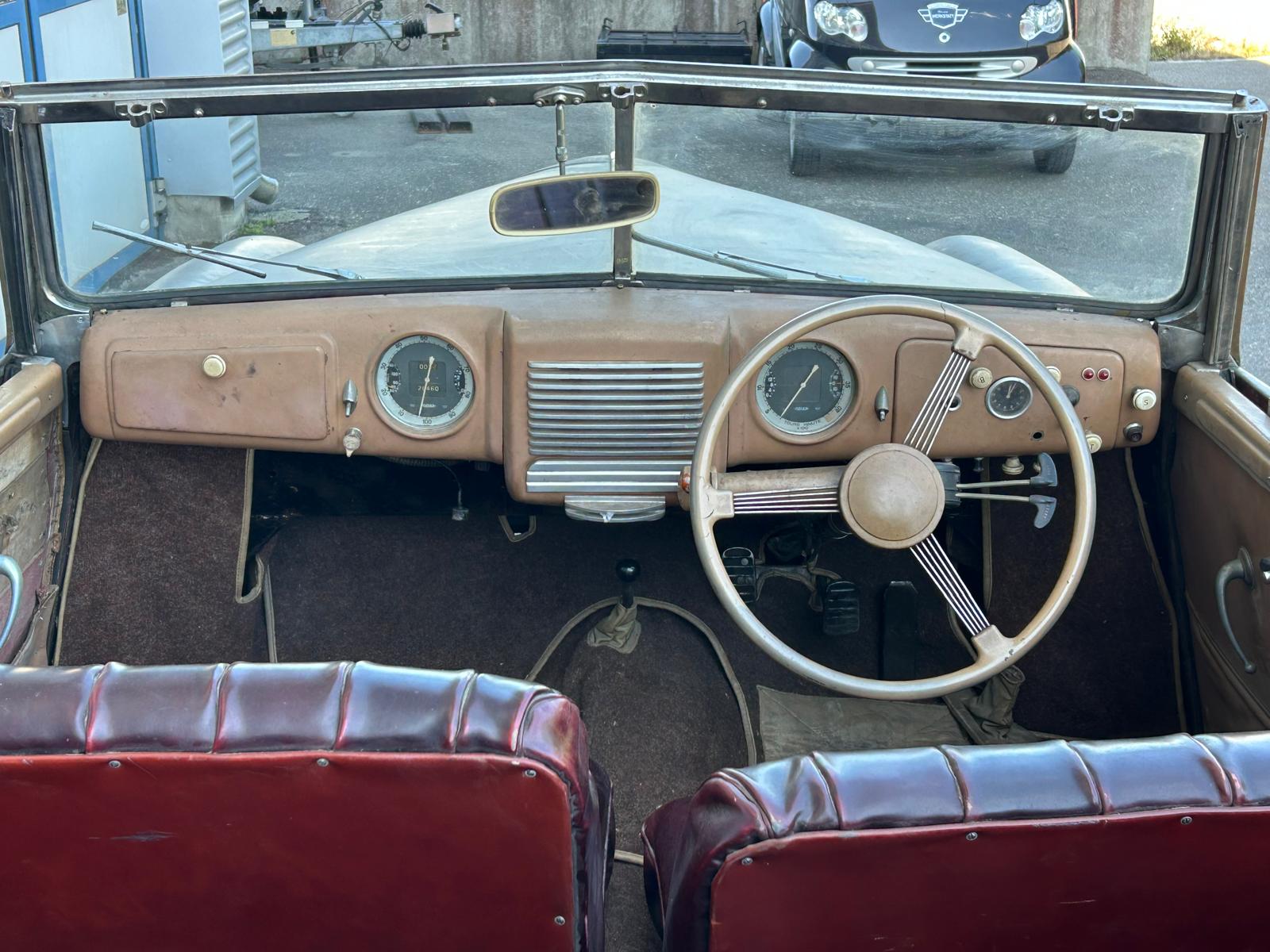DELAHAYE  135 M Scheunenfund-image-13