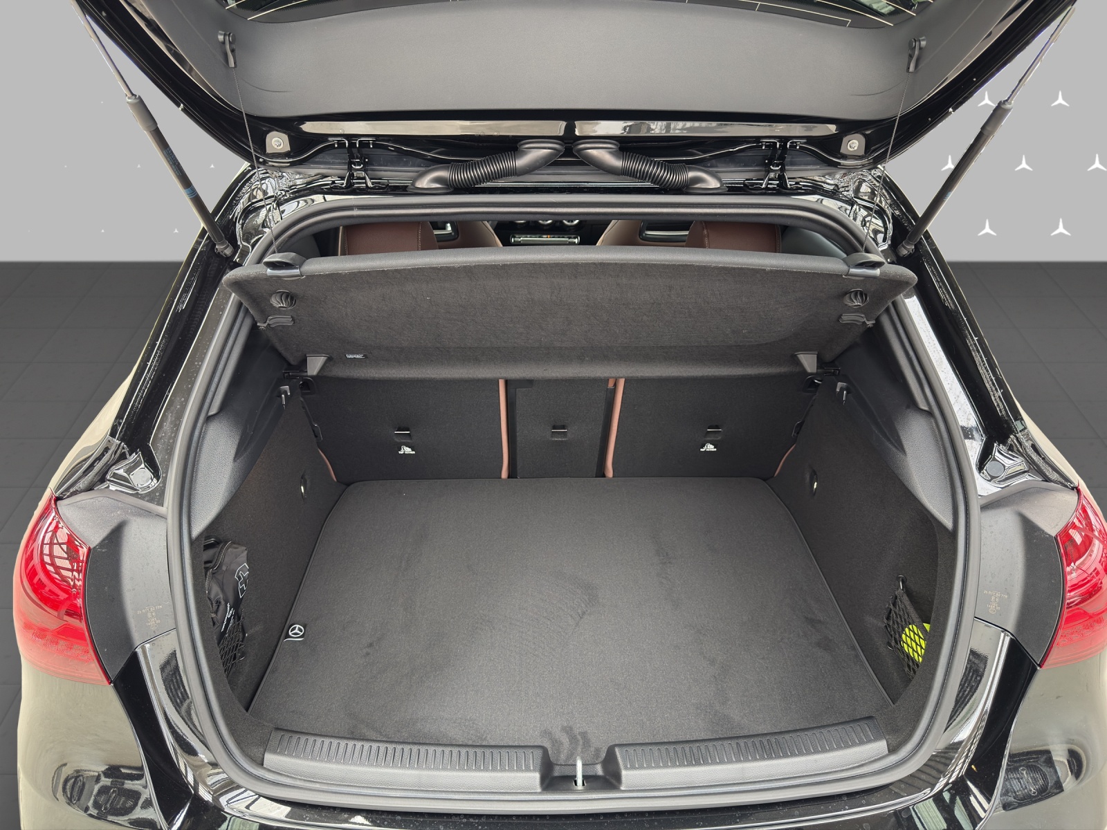 MERCEDES-BENZ A 250 4Matic 8G-DCT-image-7