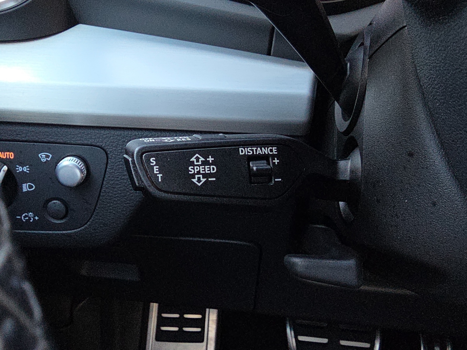 AUDI Q5 Sportback 40 TDI Blackedition quattro S-tronic-image-14