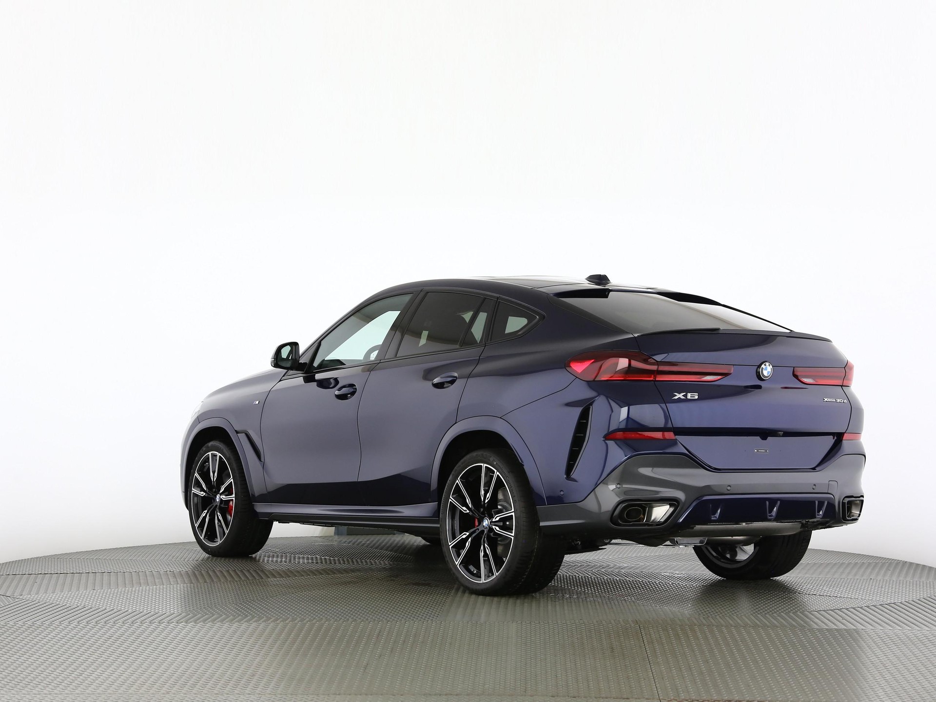 BMW X6 30d xDrive-image-15