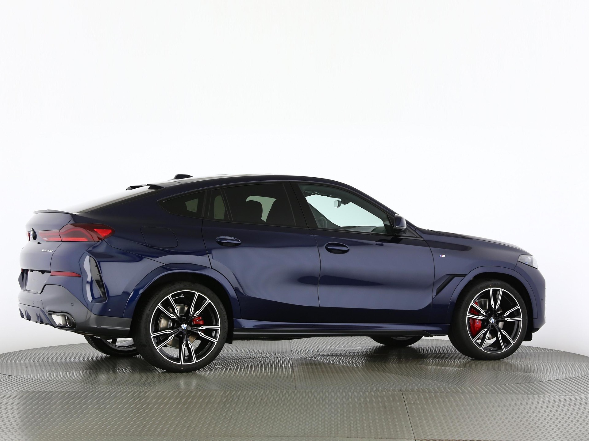 BMW X6 30d xDrive-image-21