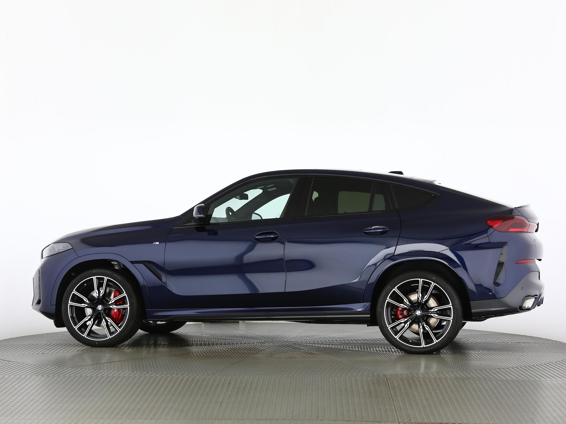 BMW X6 30d xDrive-image-12