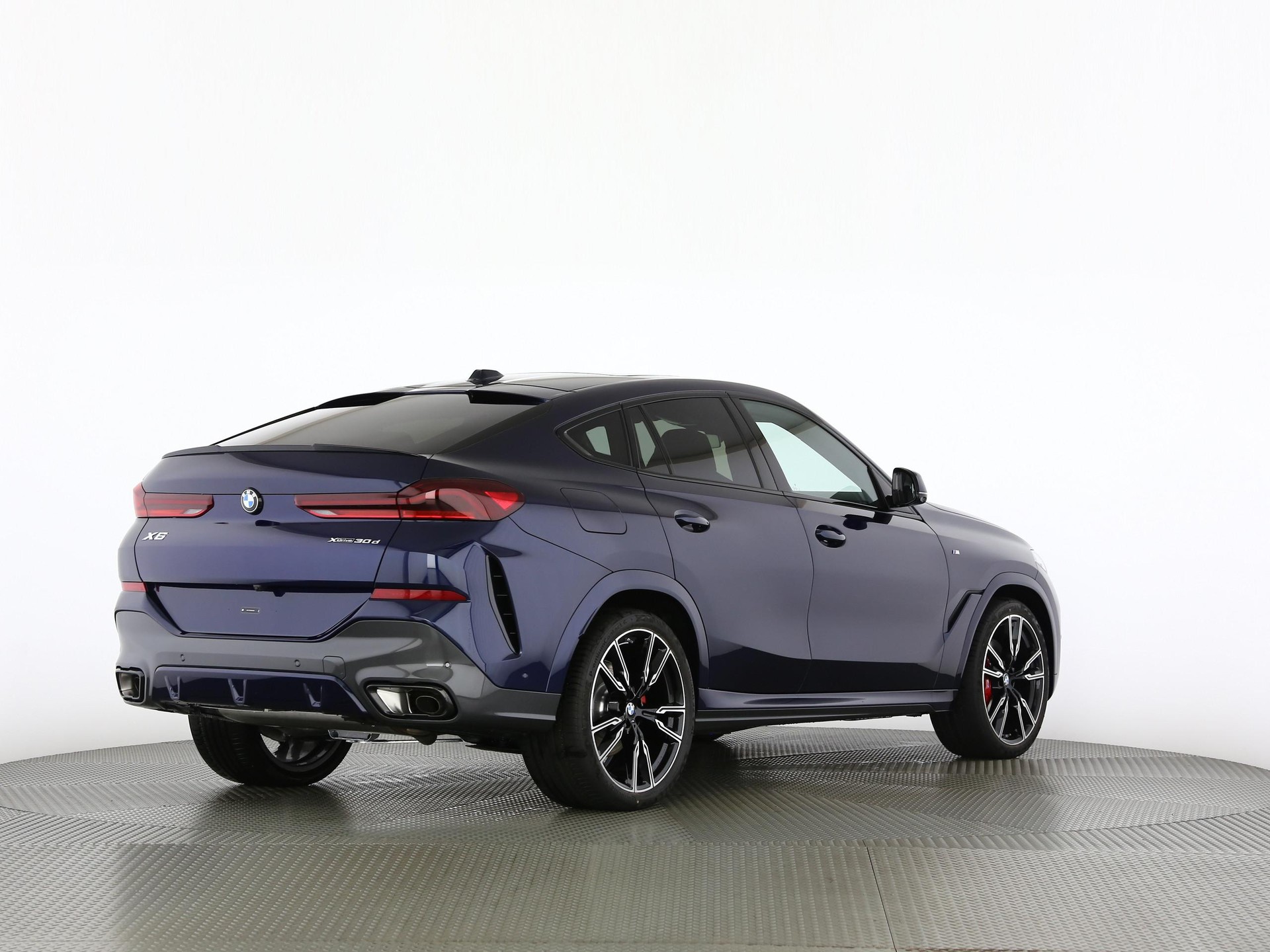 BMW X6 30d xDrive-image-19