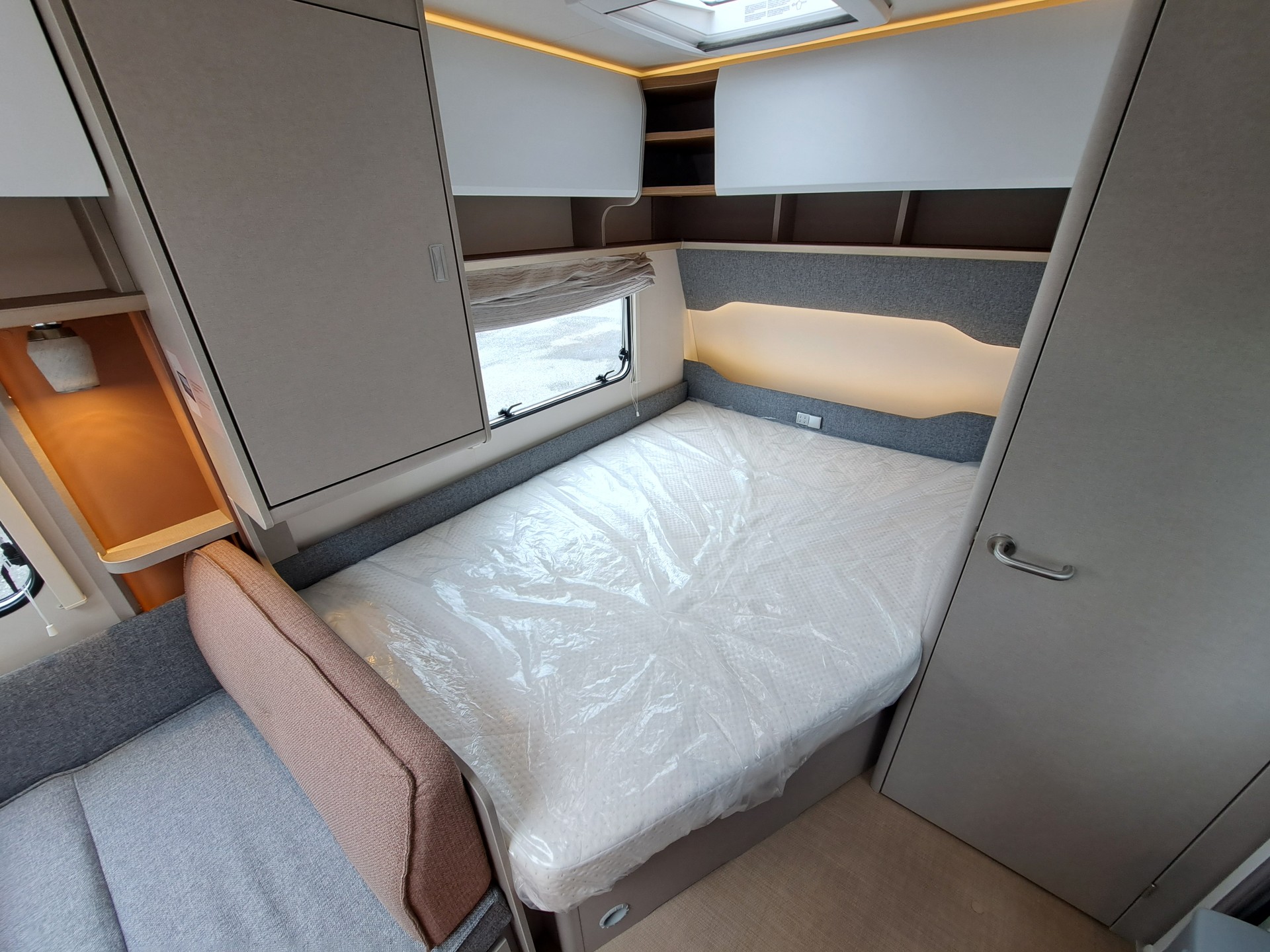 BÜRSTNER Averso 480 TK-image-5