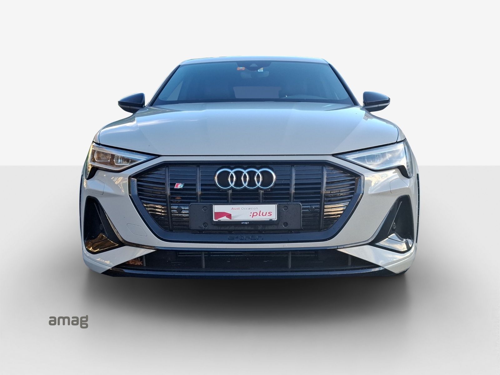 AUDI e-tron S Sportback quattro-image-7