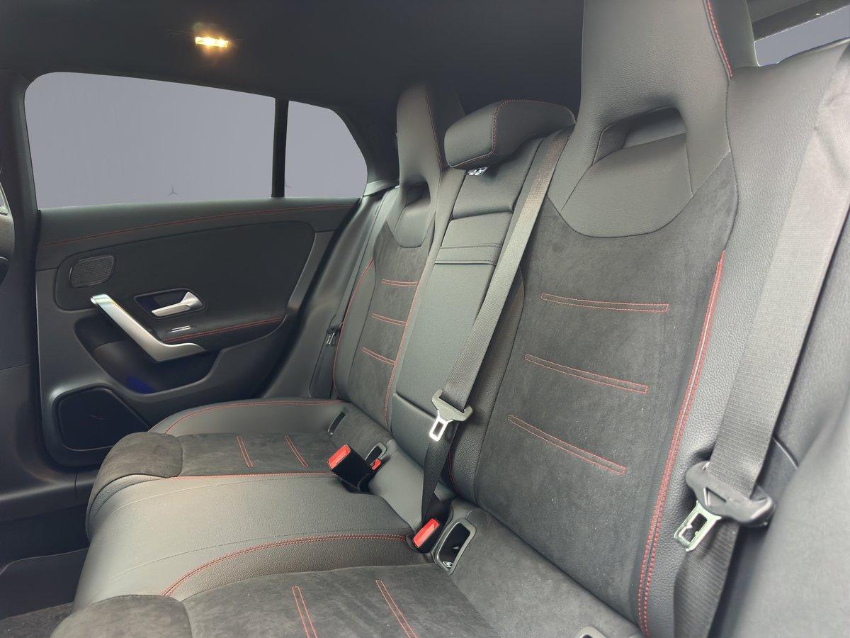 MERCEDES-BENZ CLA 35 AMG 4matic Shooting Brake-image-11
