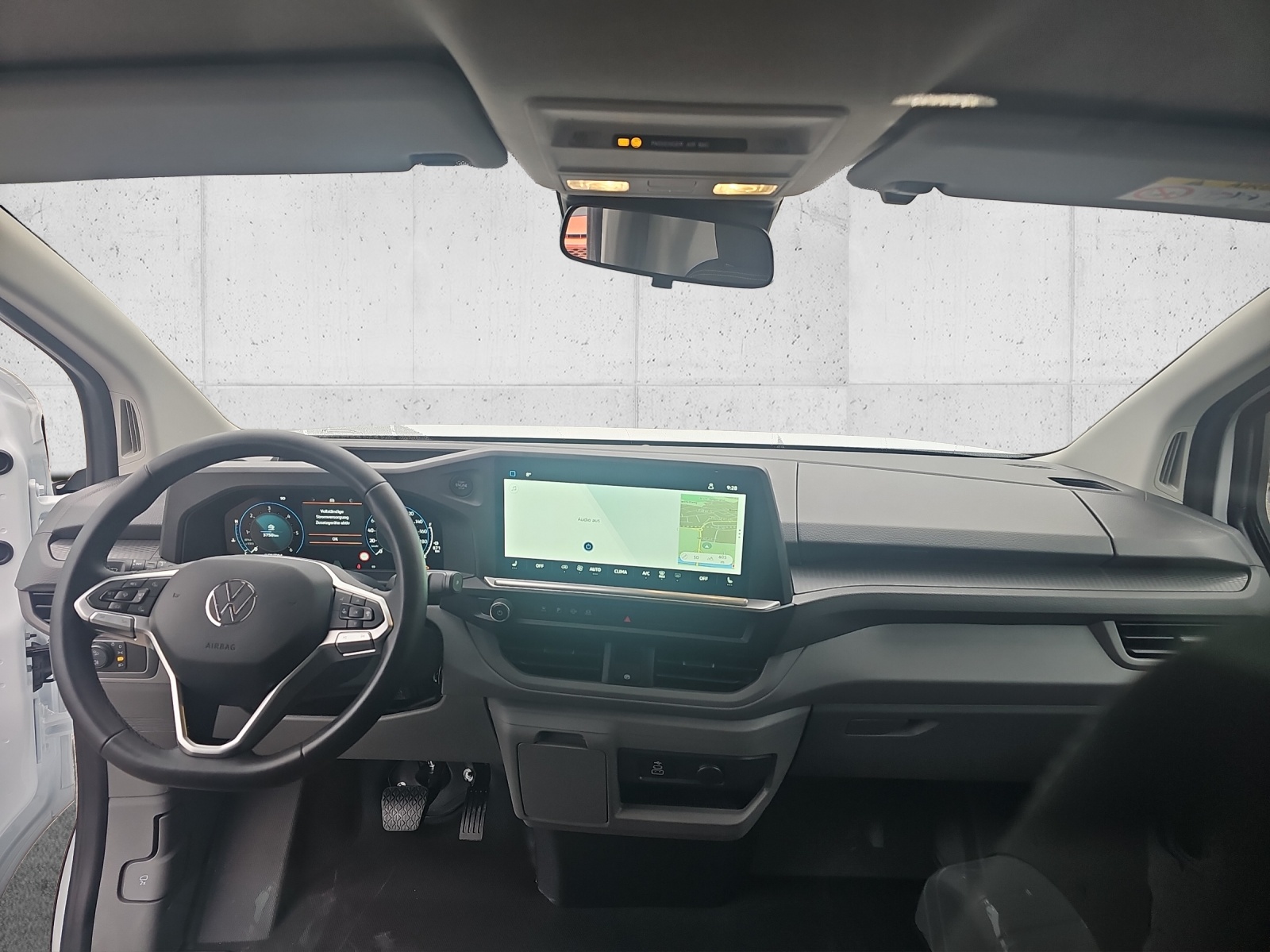 VW Transporter 2.0 TDI Automat-image-13