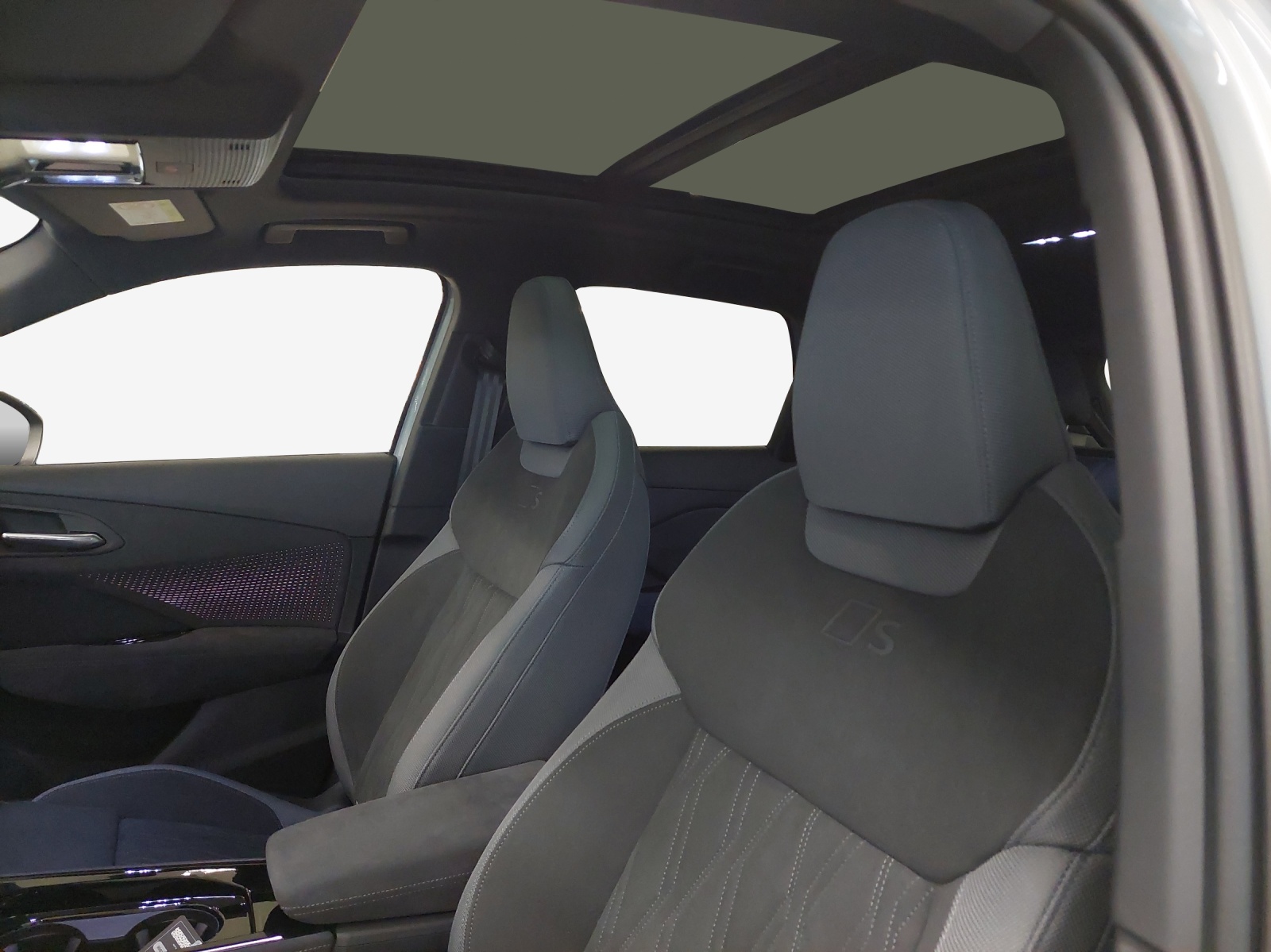 AUDI Q3 SUV TFSI quattro 195 kW S tronic-image-13