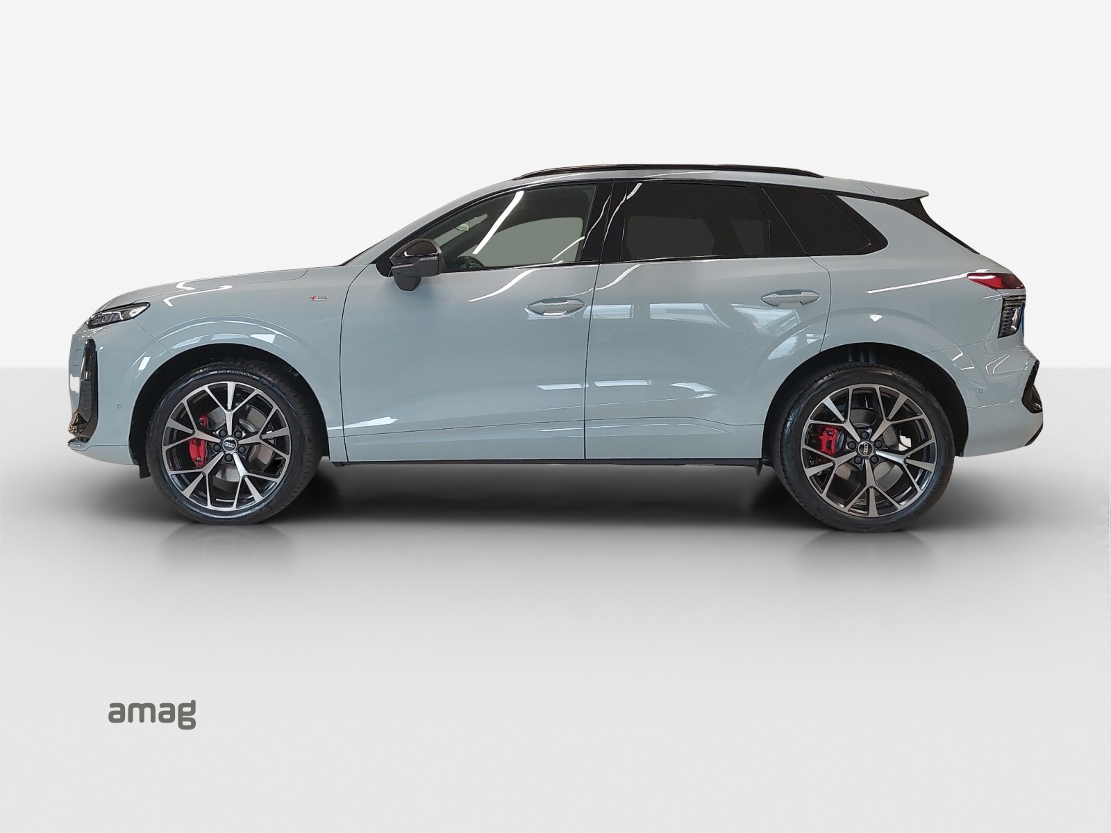 AUDI Q3 SUV TFSI quattro 195 kW S tronic-image-1