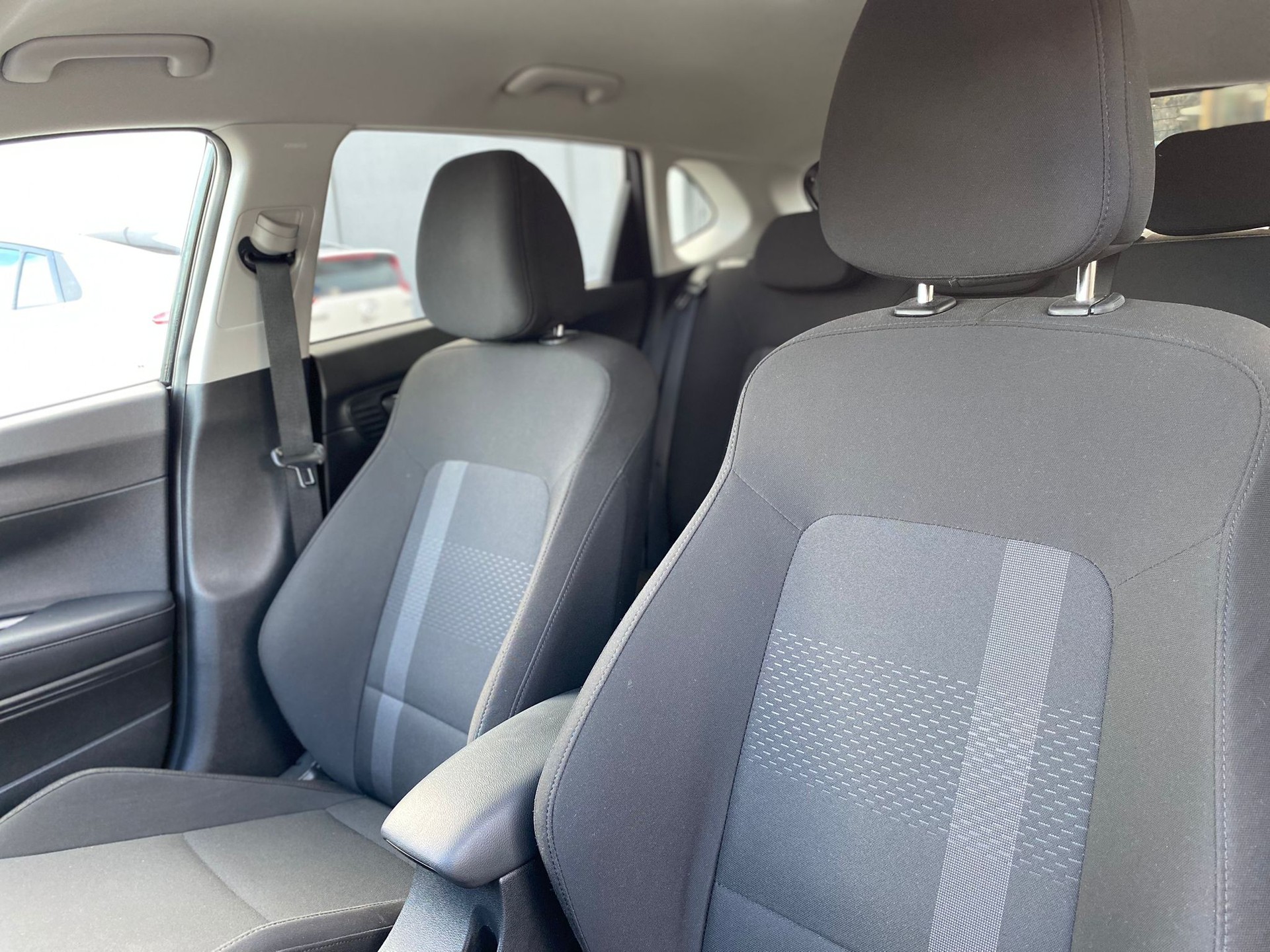 HYUNDAI i20 1.0 T-GDi Vertex DCT-image-12