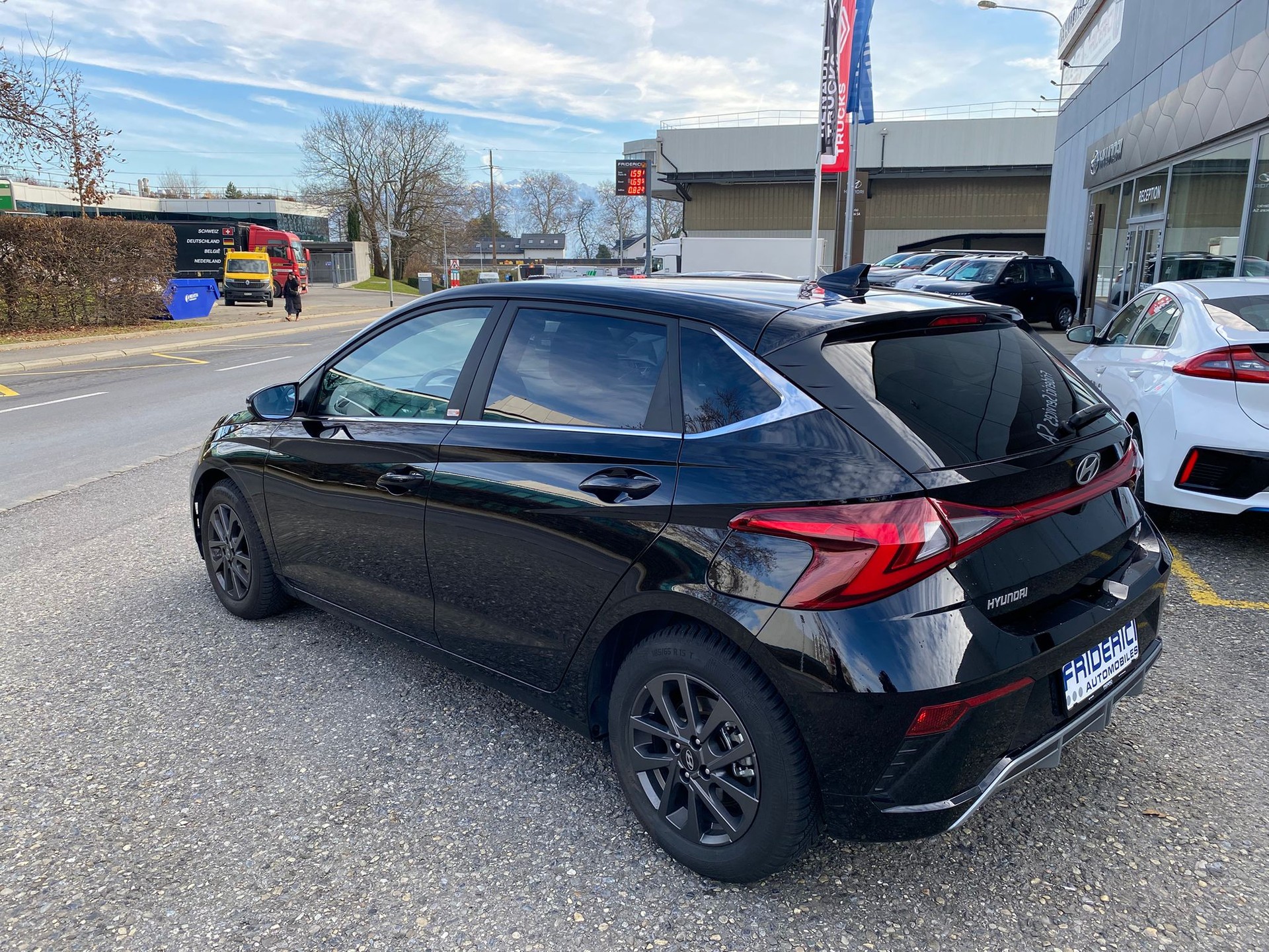 HYUNDAI i20 1.0 T-GDi Vertex DCT-image-5