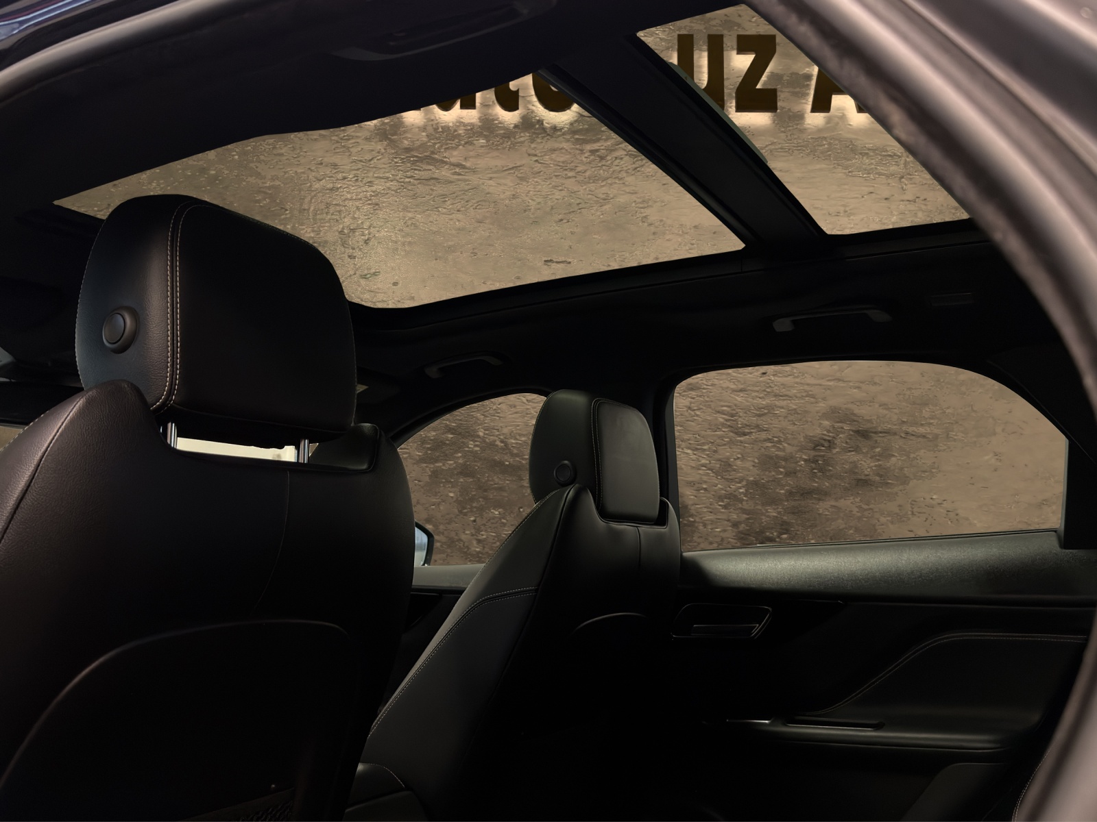 JAGUAR F-Pace 3.0 TD S AWD Automatik-image-12