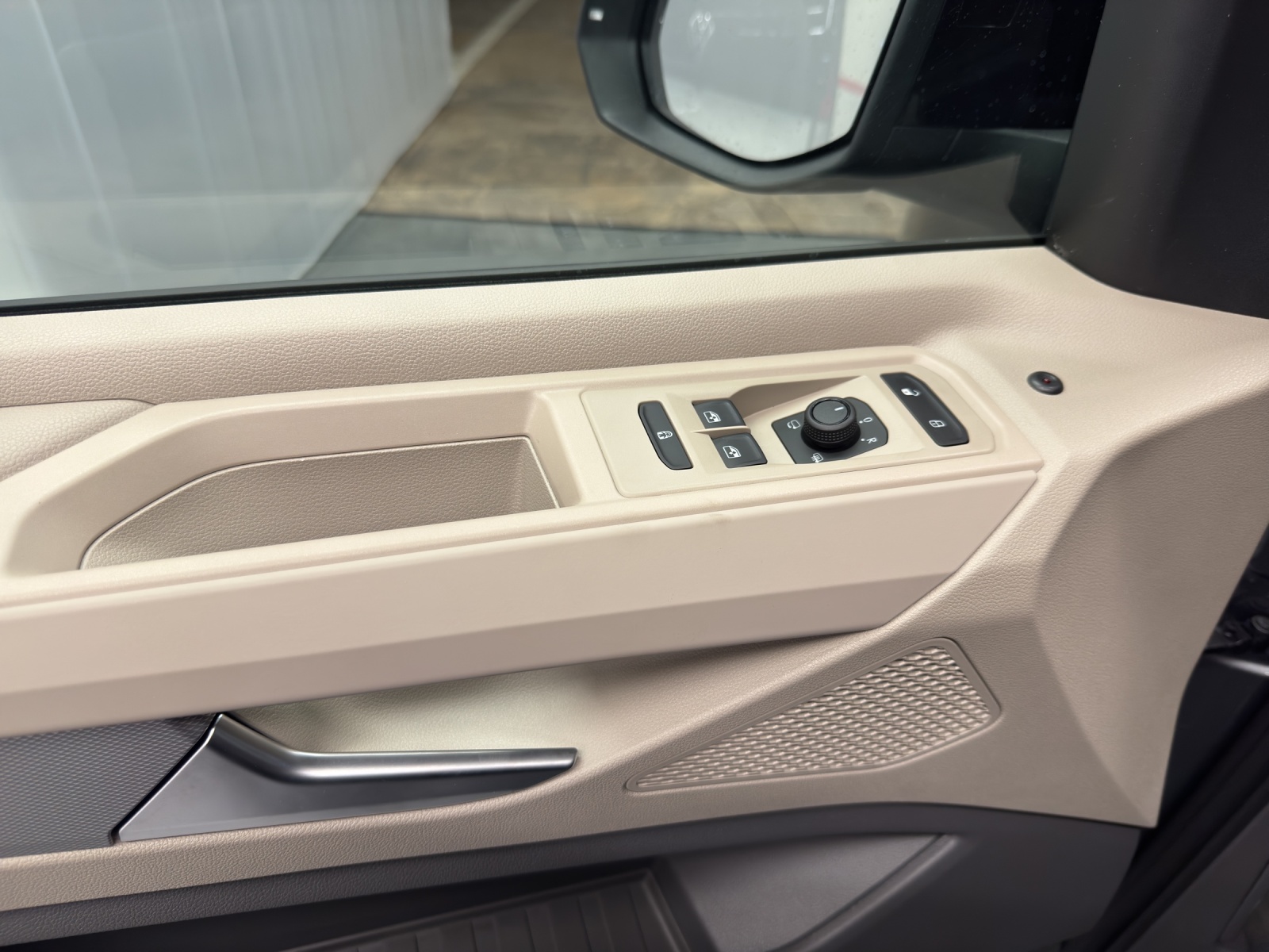 VW T7 Multivan lang 2.0 TDI Liberty DSG-image-14