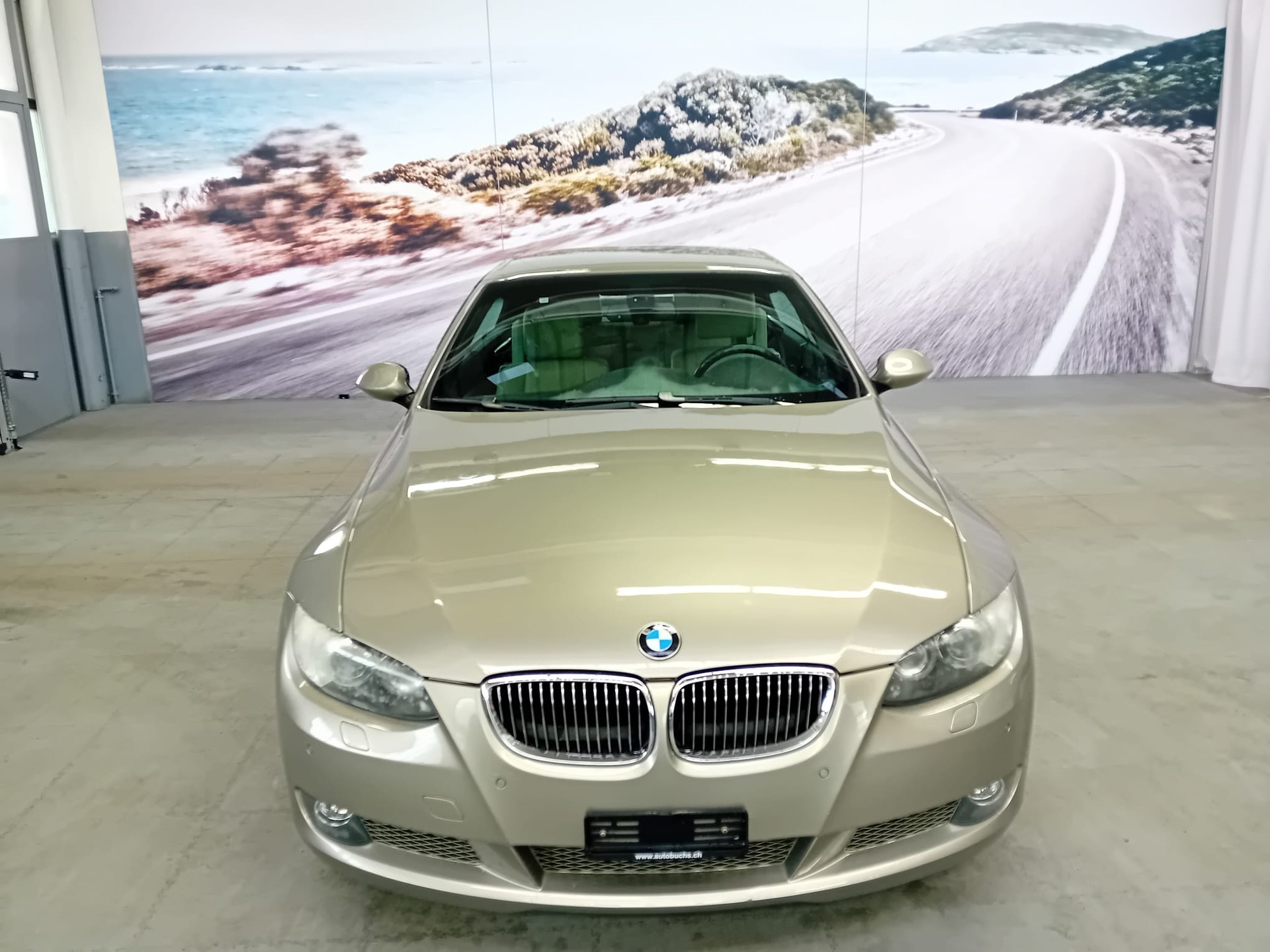 BMW 335i Cabriolet Steptronic-image-1