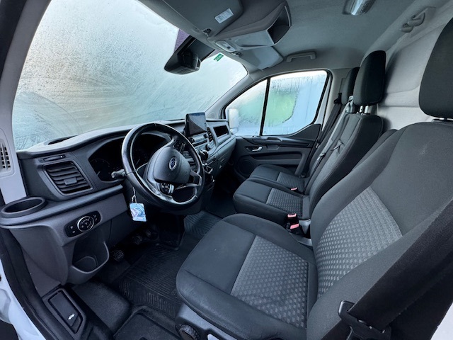 FORD Transit Custom Van 300 L2H1 Trend-image-5
