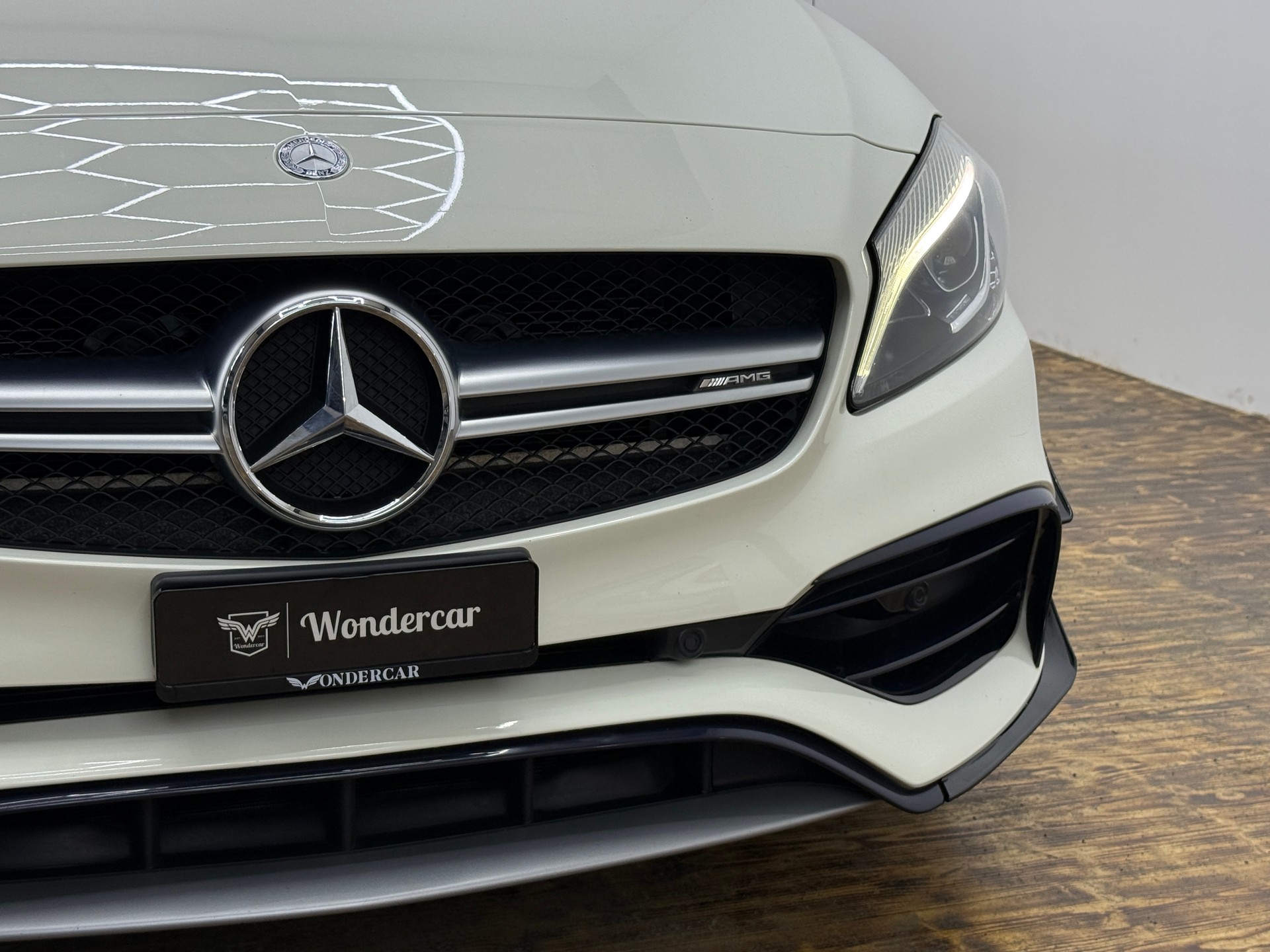 MERCEDES-BENZ A 45 AMG 4Matic Speedshift 7G-DCT-showroom-element-3