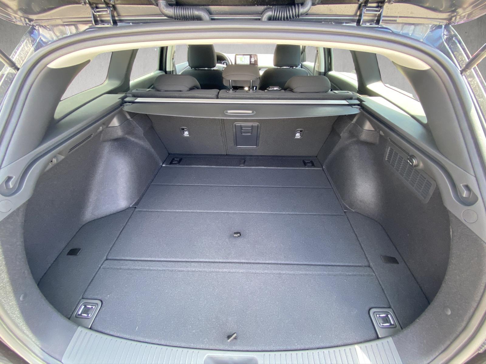 HYUNDAI i30 Wagon 1.5 T-GDi Amplia-image-5