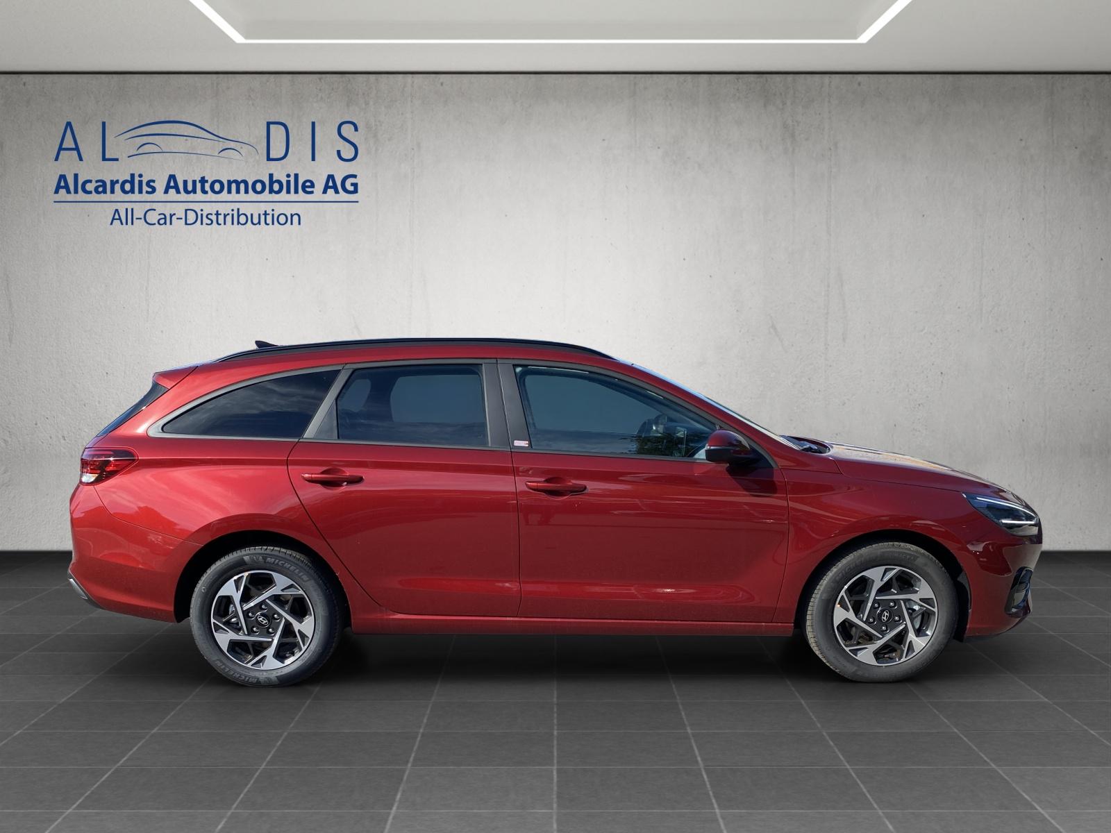HYUNDAI i30 Wagon 1.5 T-GDi Amplia-image-2
