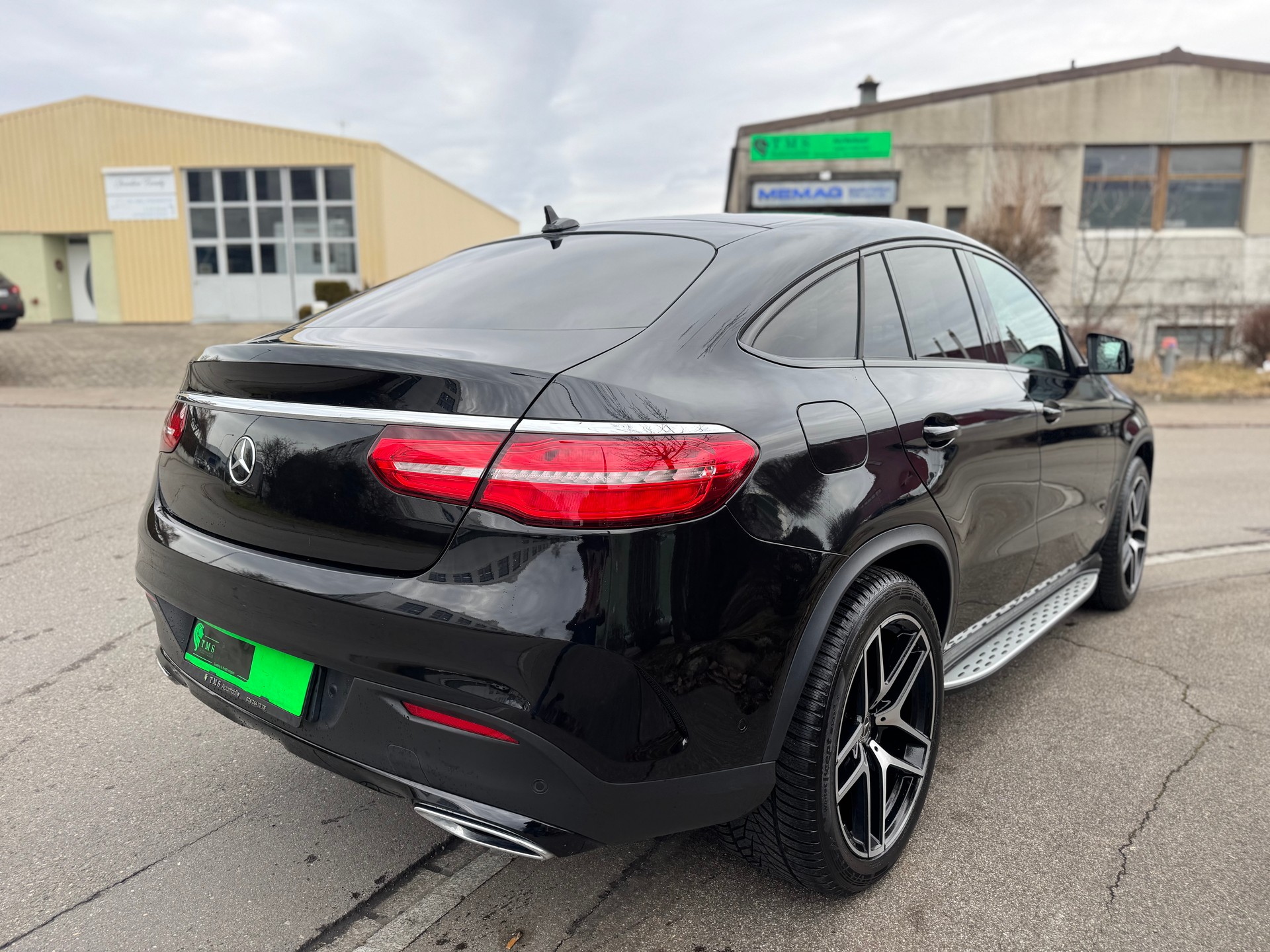 MERCEDES-BENZ GLE Coupé 350 d 4Matic 9G-Tronic-image-3
