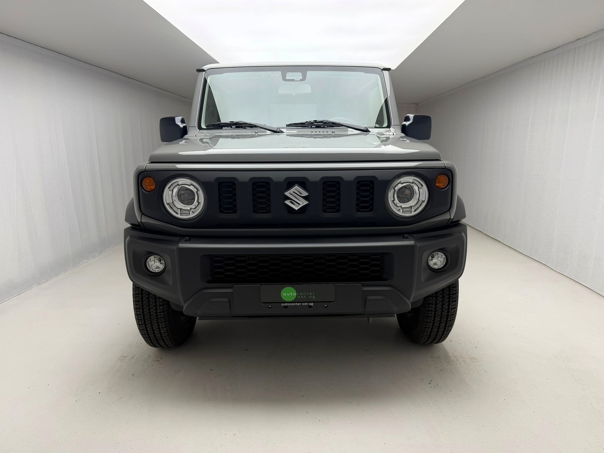 SUZUKI Jimny 1.5 Compact+ 4x4 Automat + 4 Platzer-image-6