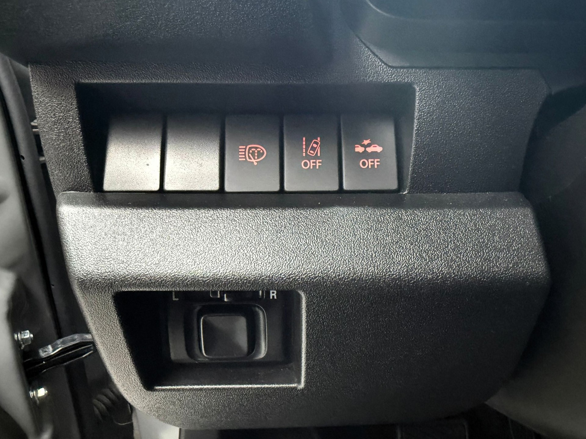 SUZUKI Jimny 1.5 Compact+ 4x4 Automat + 4 Platzer-image-15