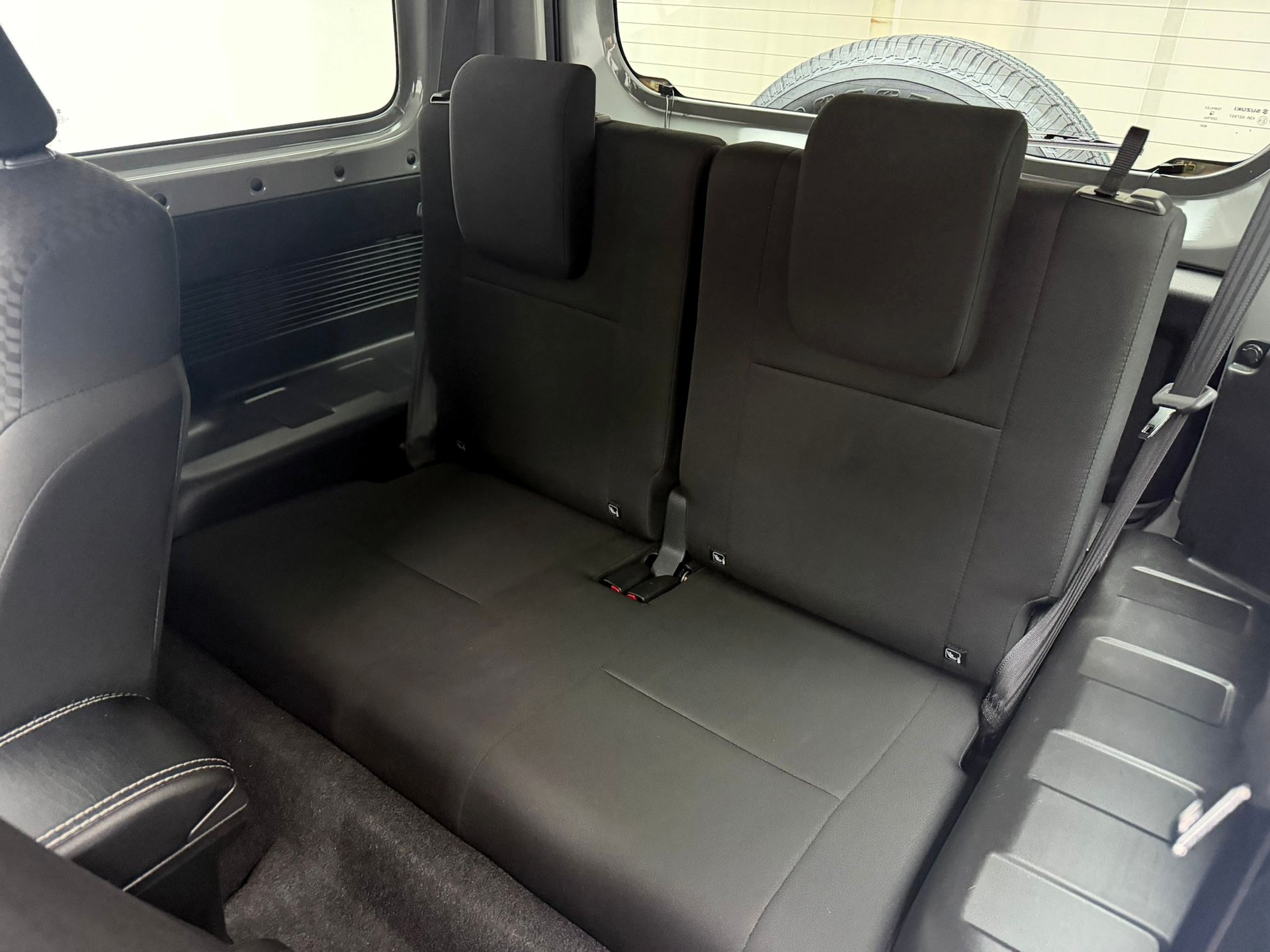 SUZUKI Jimny 1.5 Compact+ 4x4 Automat + 4 Platzer-image-12