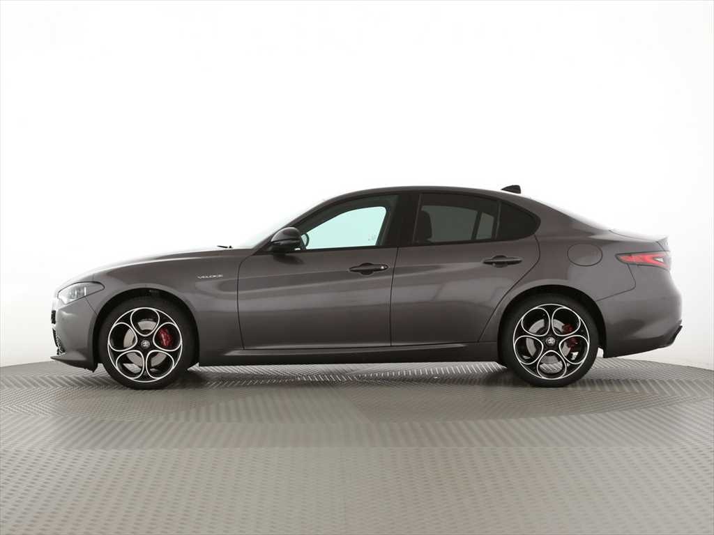 ALFA ROMEO Giulia 2.0 Veloce Q4 AT8-image-2