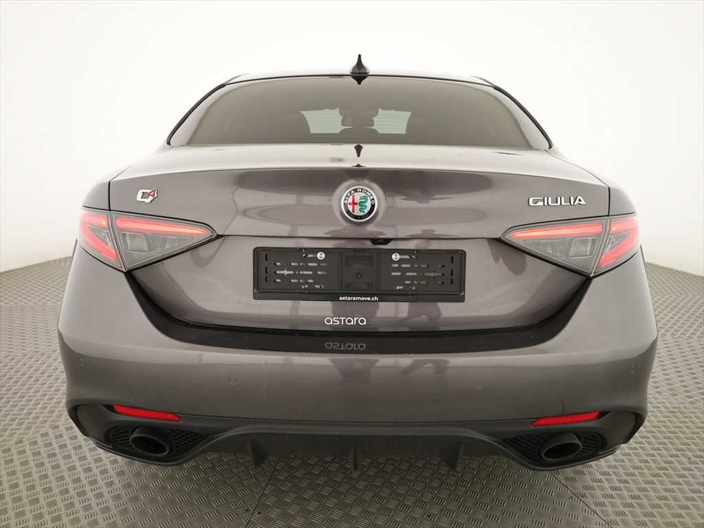 ALFA ROMEO Giulia 2.0 Veloce Q4 AT8-image-4