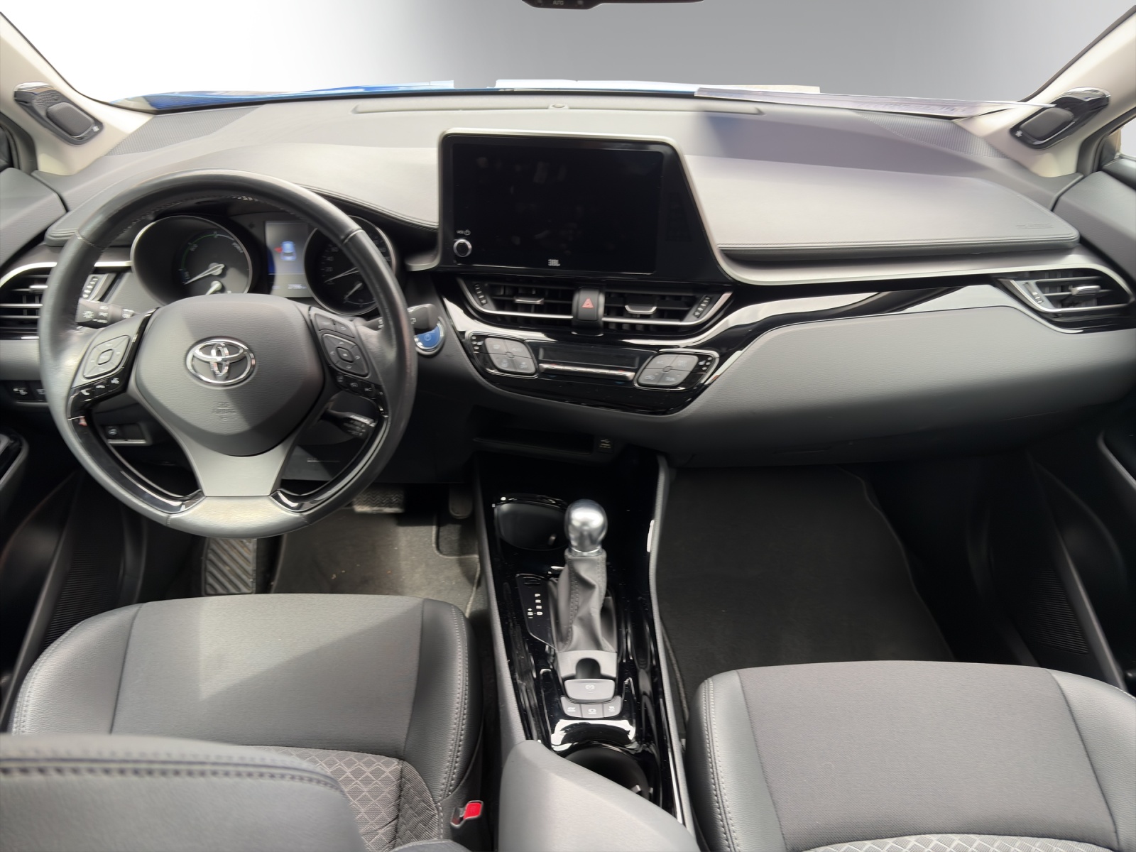 TOYOTA C-HR 2.0 HSD CVT Trend-image-10