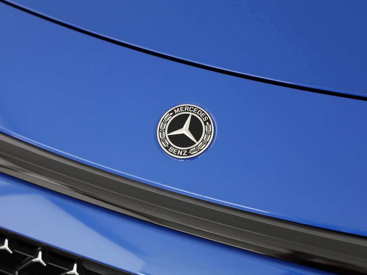 MERCEDES-BENZ CLA 220 8G-DCT 4Matic-image-14