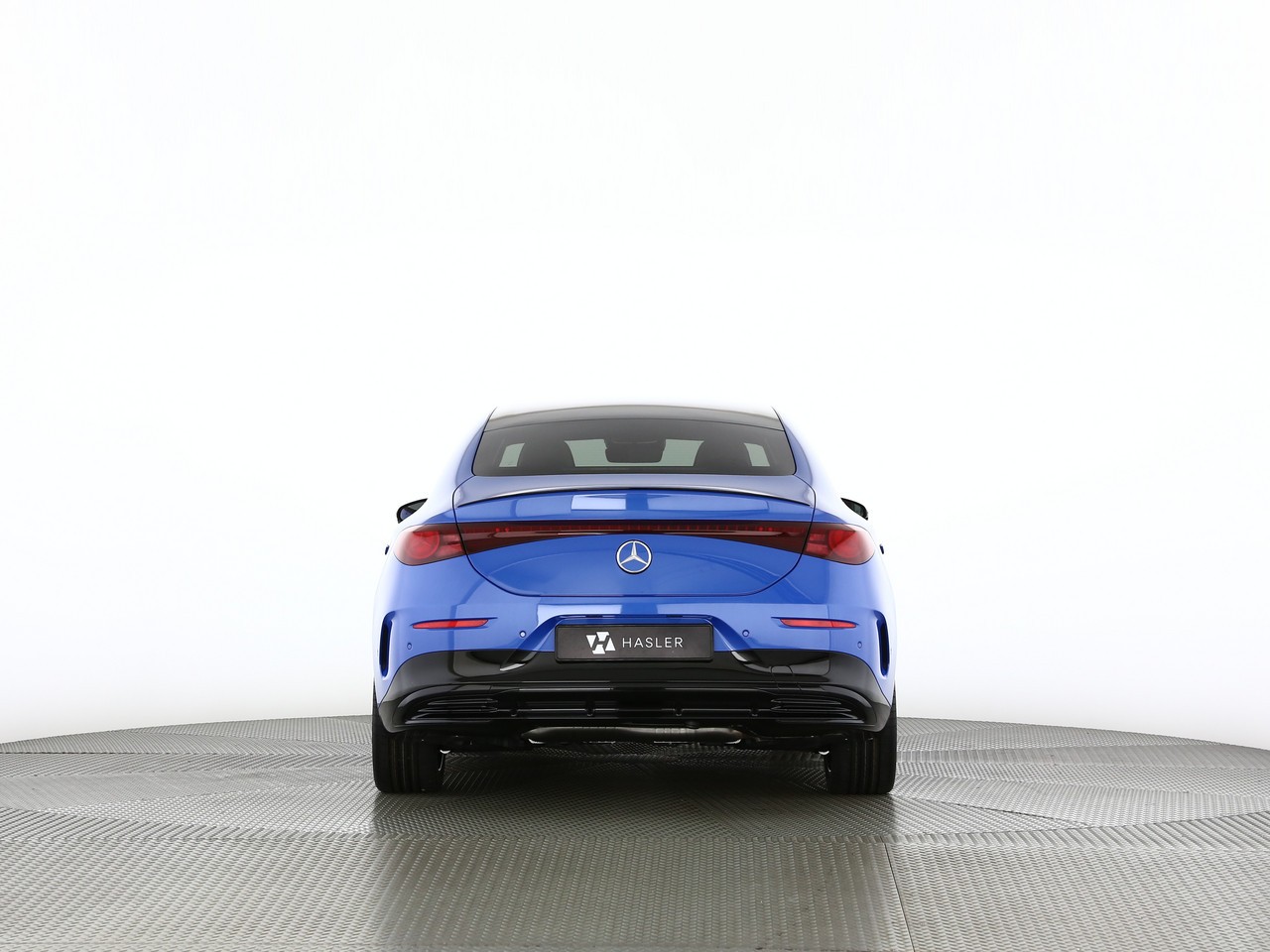 MERCEDES-BENZ CLA 220 8G-DCT 4Matic-showroom-element-3