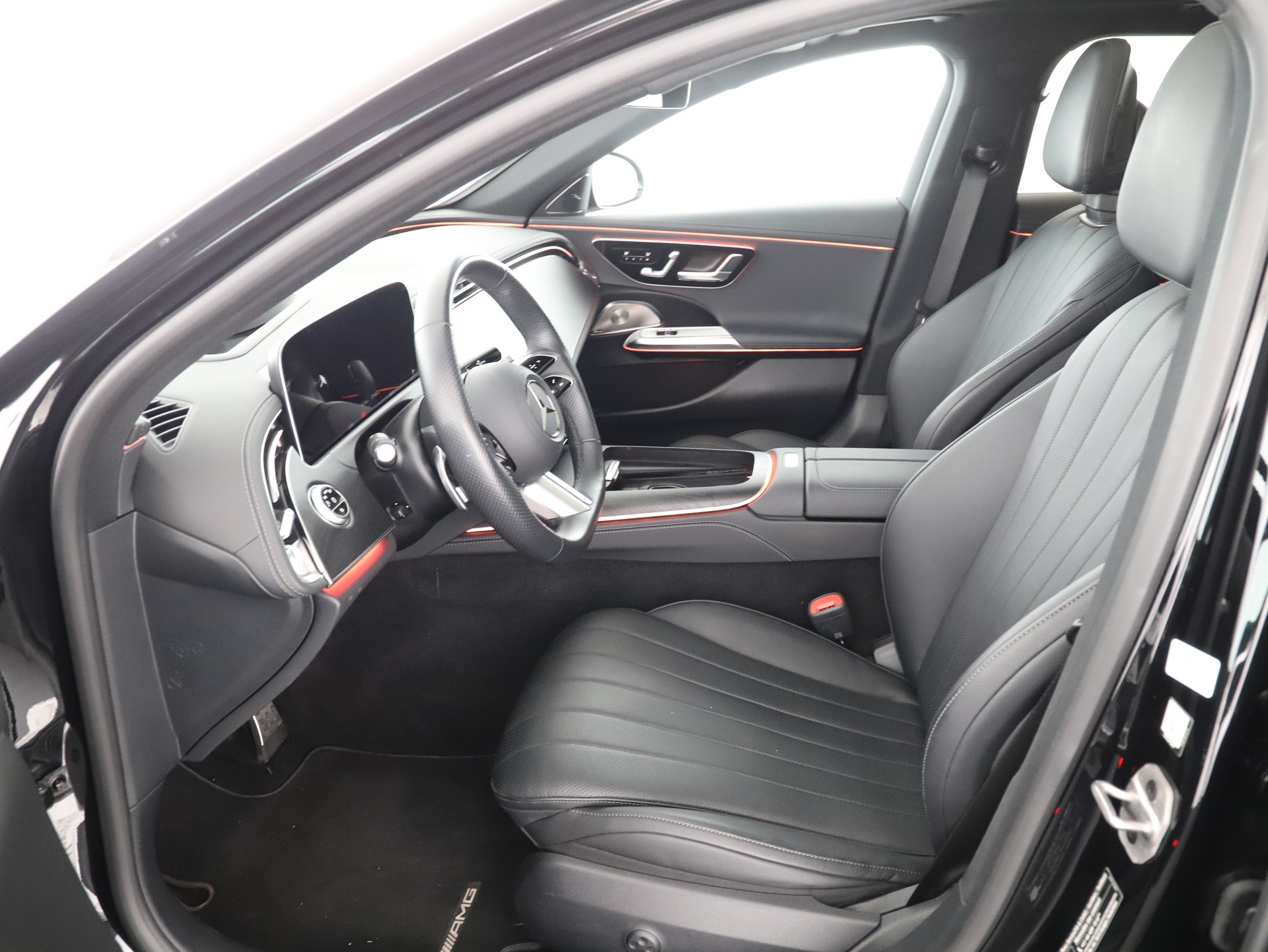 MERCEDES-BENZ E 200 T 9G-Tronic 4Matic-image-9