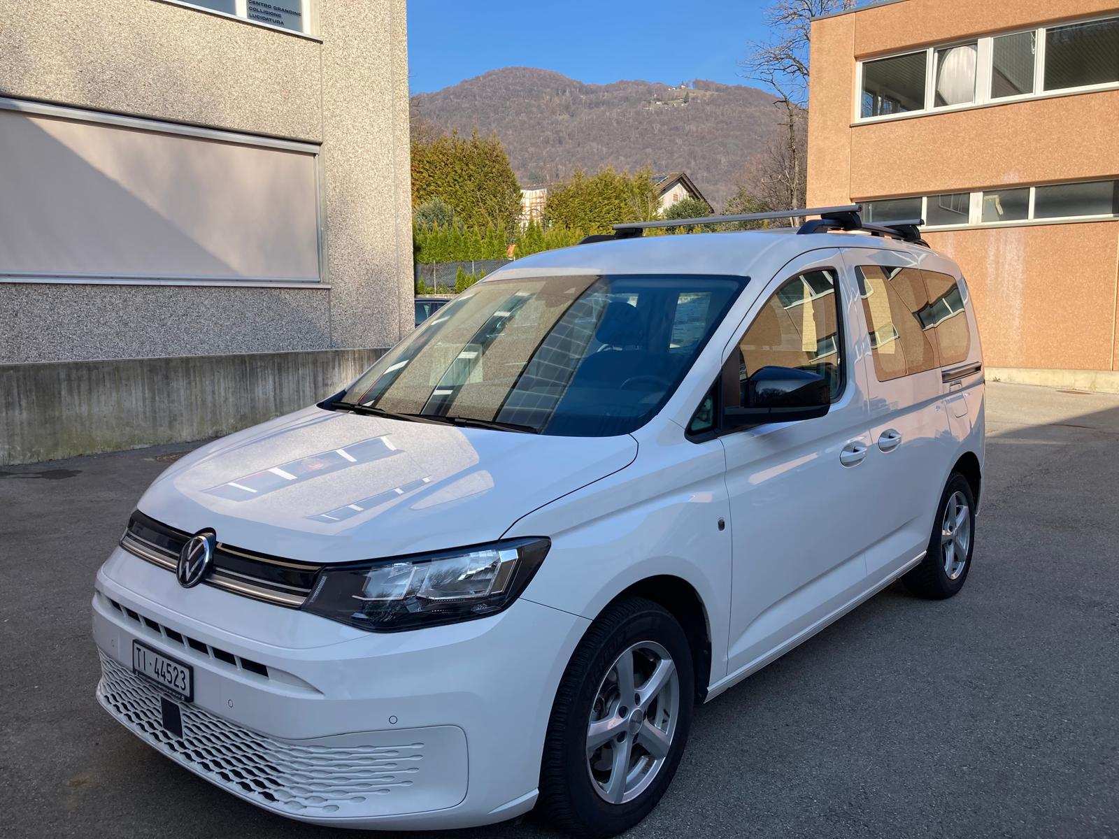 VW Caddy 1.5 TSI Life DSG-image-2
