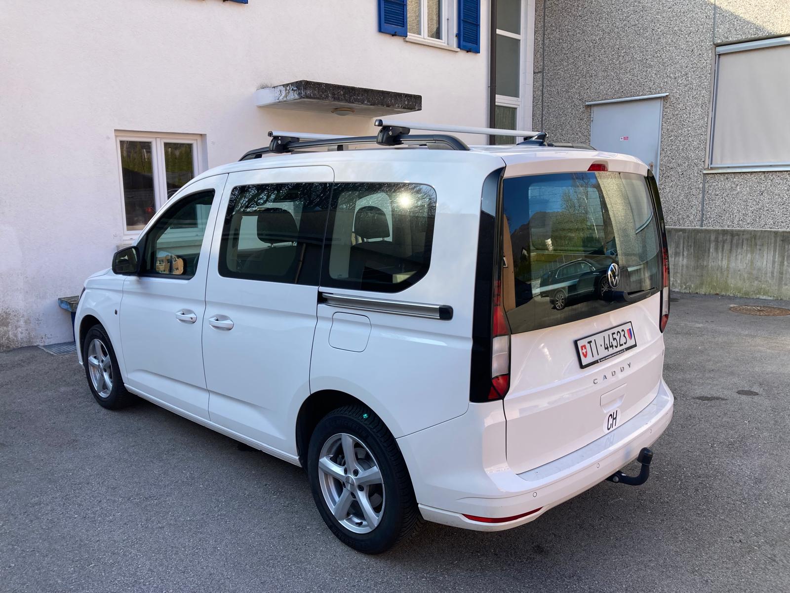 VW Caddy 1.5 TSI Life DSG-image-4