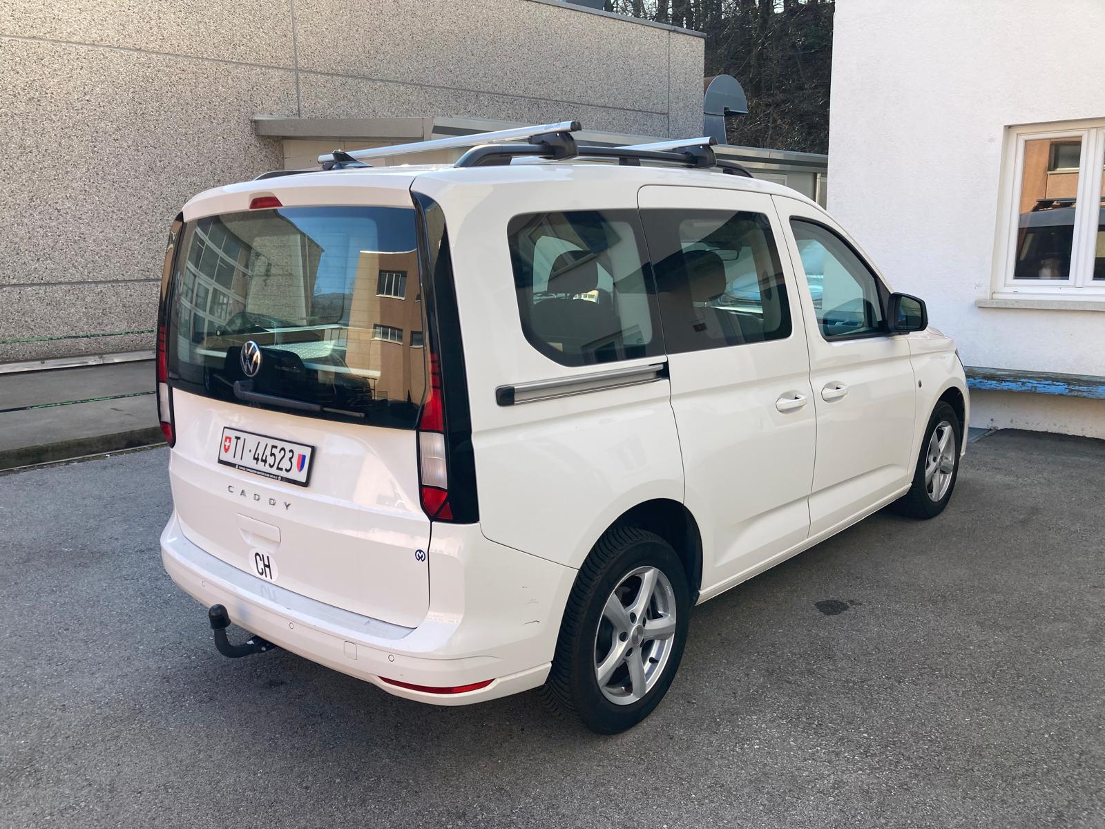 VW Caddy 1.5 TSI Life DSG-image-6
