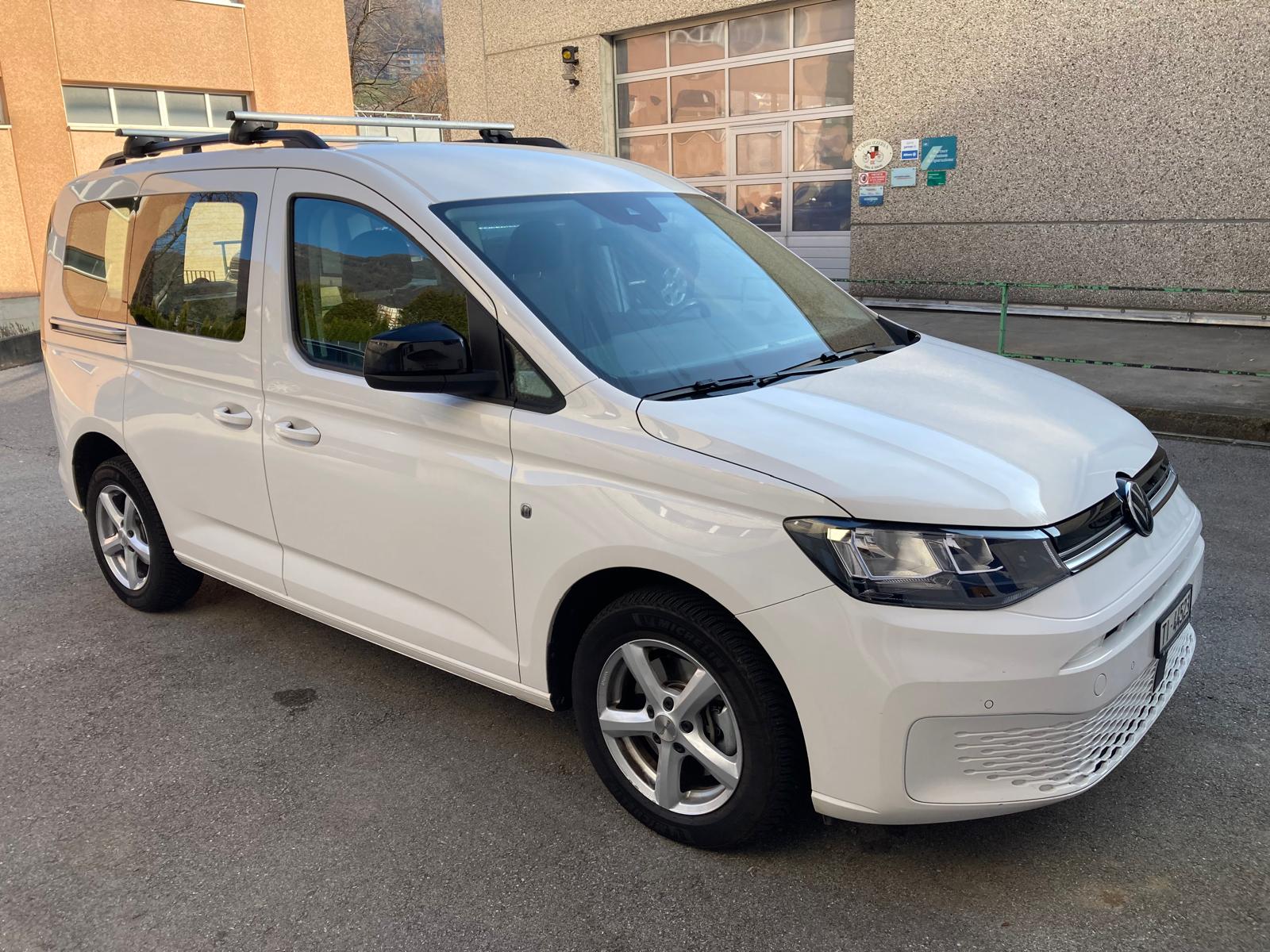 VW Caddy 1.5 TSI Life DSG-image-0