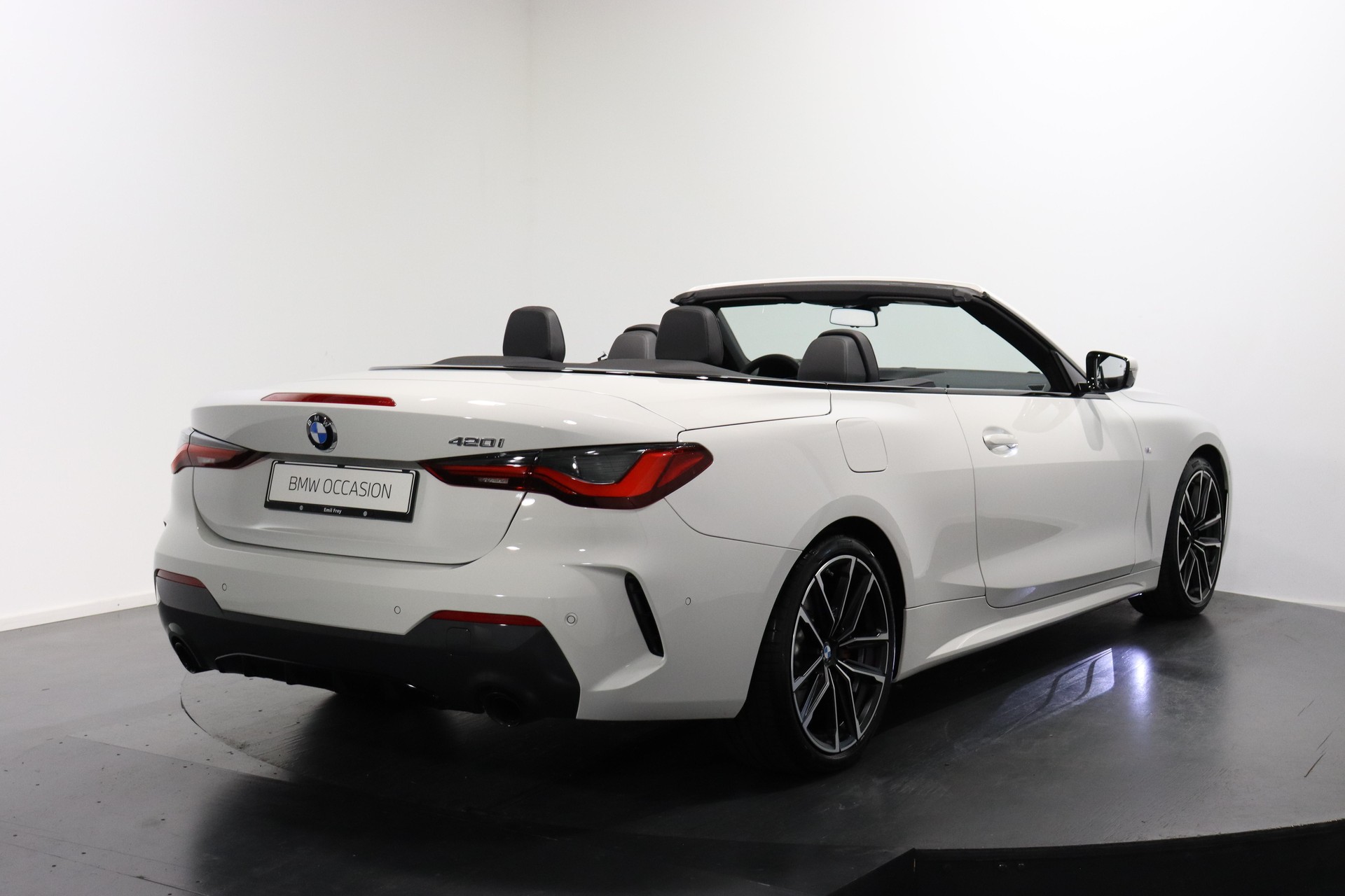 BMW 420i SAG Cabrio-image-4