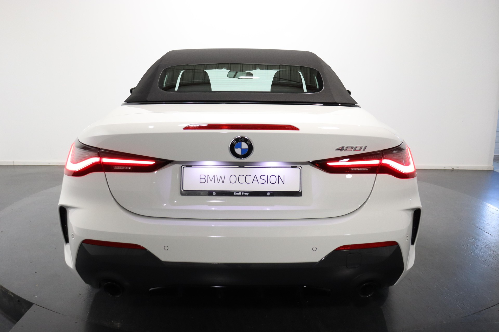 BMW 420i SAG Cabrio-image-5