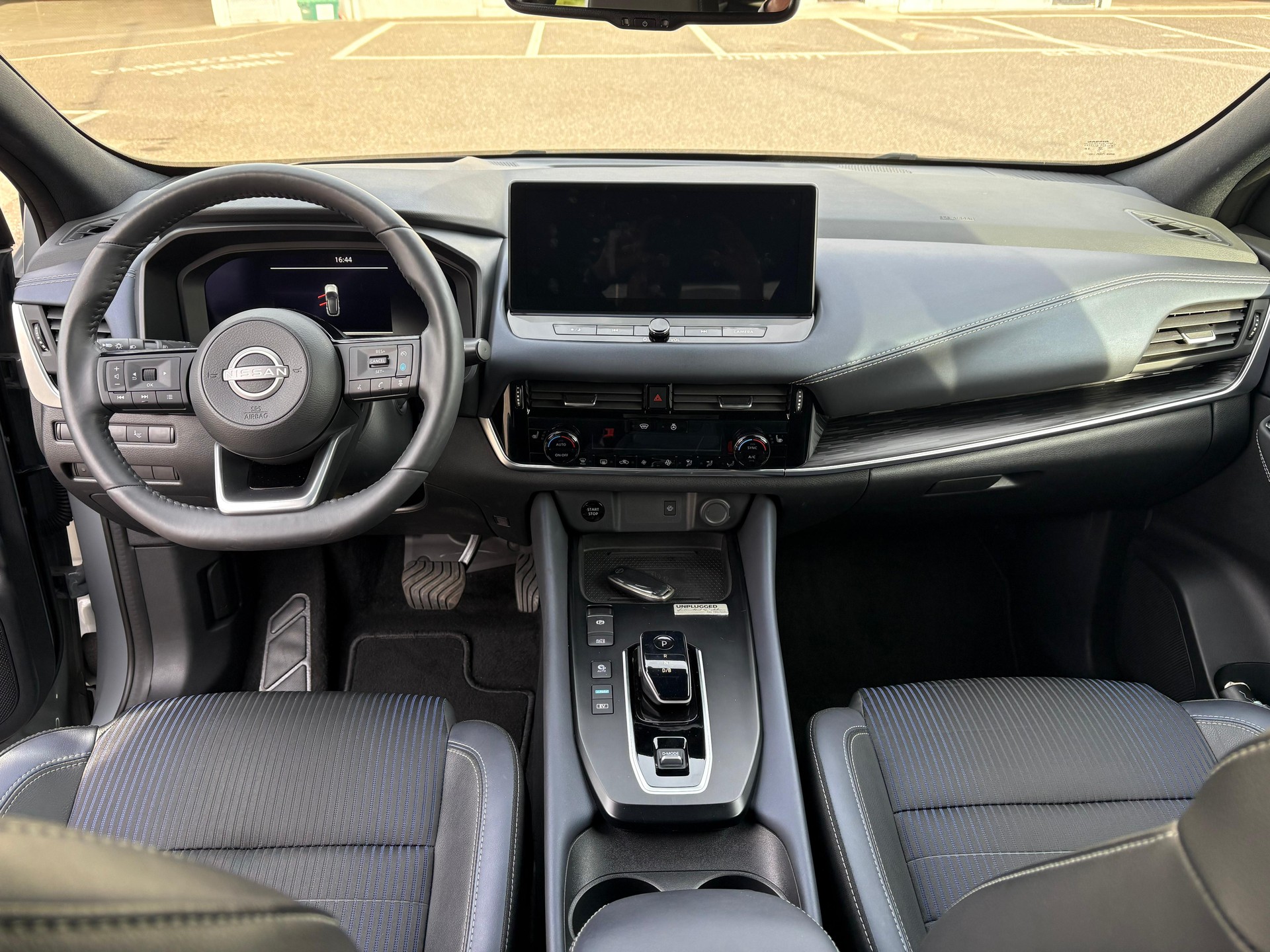 NISSAN Qashqai 1.5 VC-T e-Power Unplugged Limited Edition-image-7