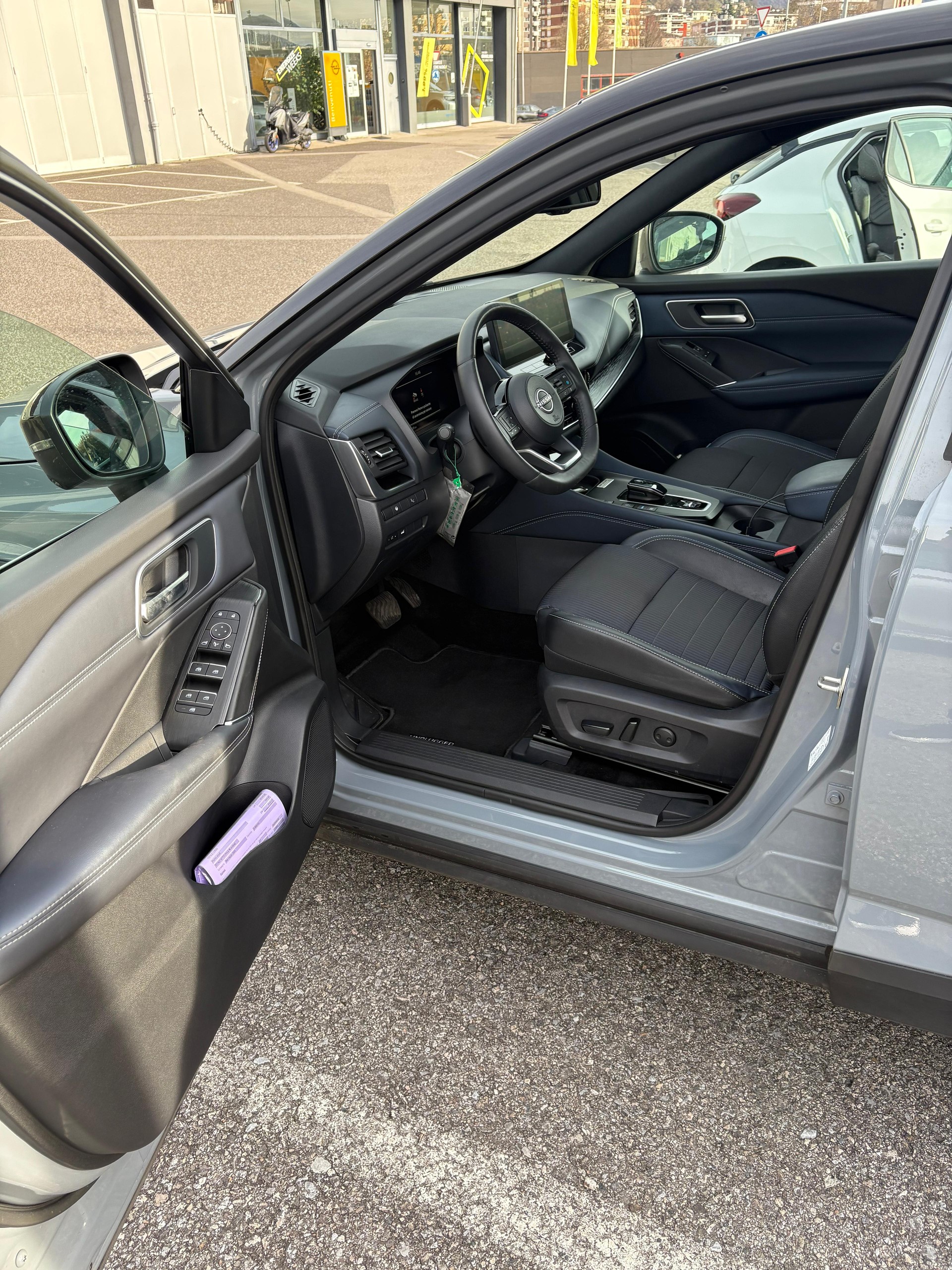 NISSAN Qashqai 1.5 VC-T e-Power Unplugged Limited Edition-image-11