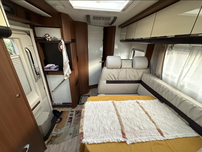 LMC Cruiser T 741 Premium-image-6
