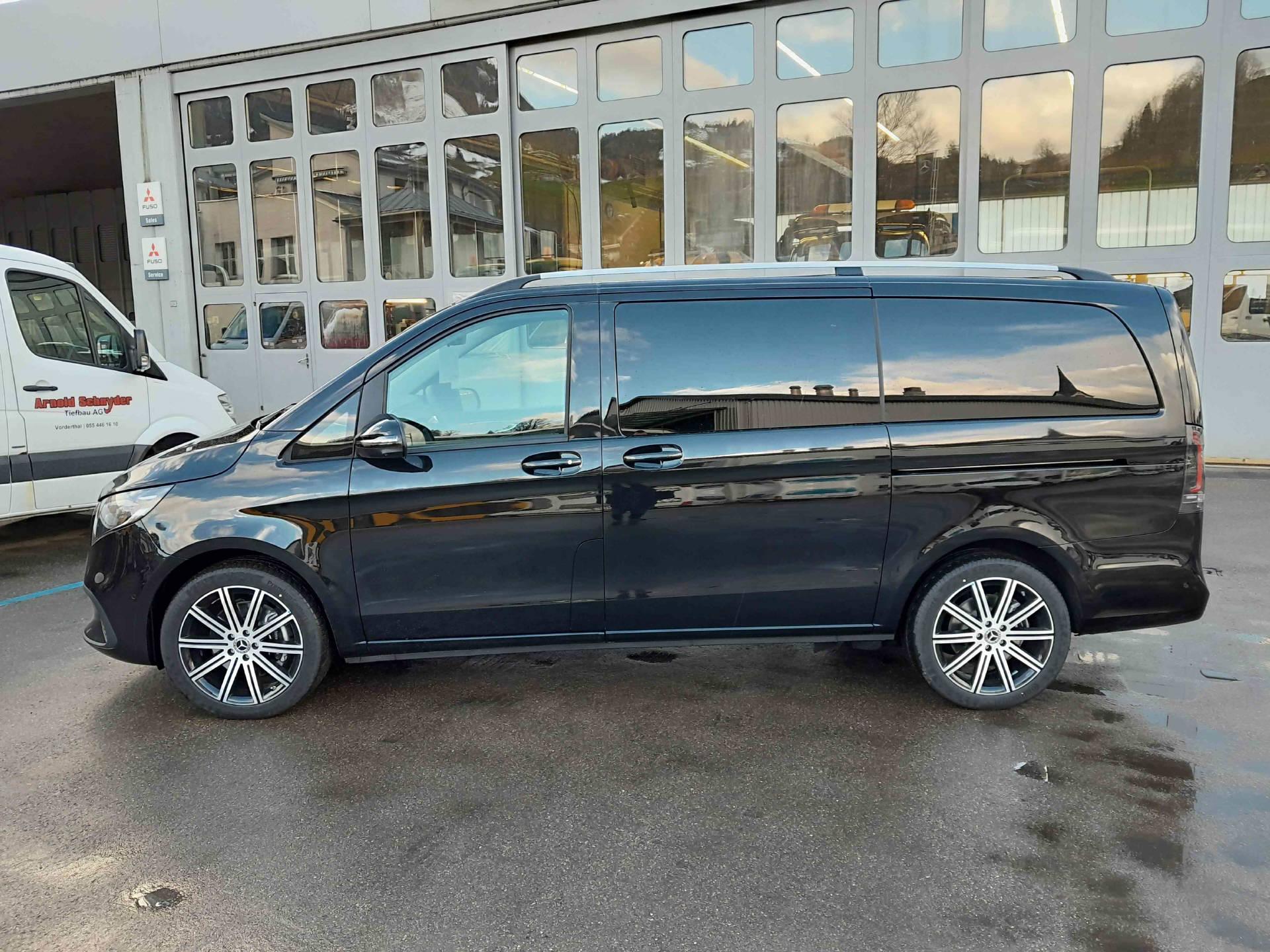 MERCEDES-BENZ V 250d Style L 4x4-showroom-element-1