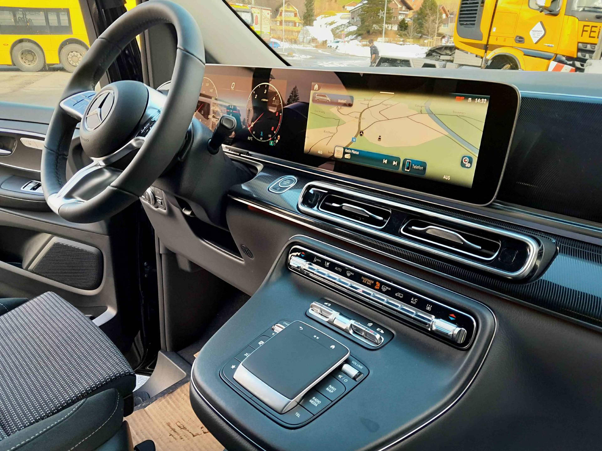 MERCEDES-BENZ V 250d Style L 4x4-image-11