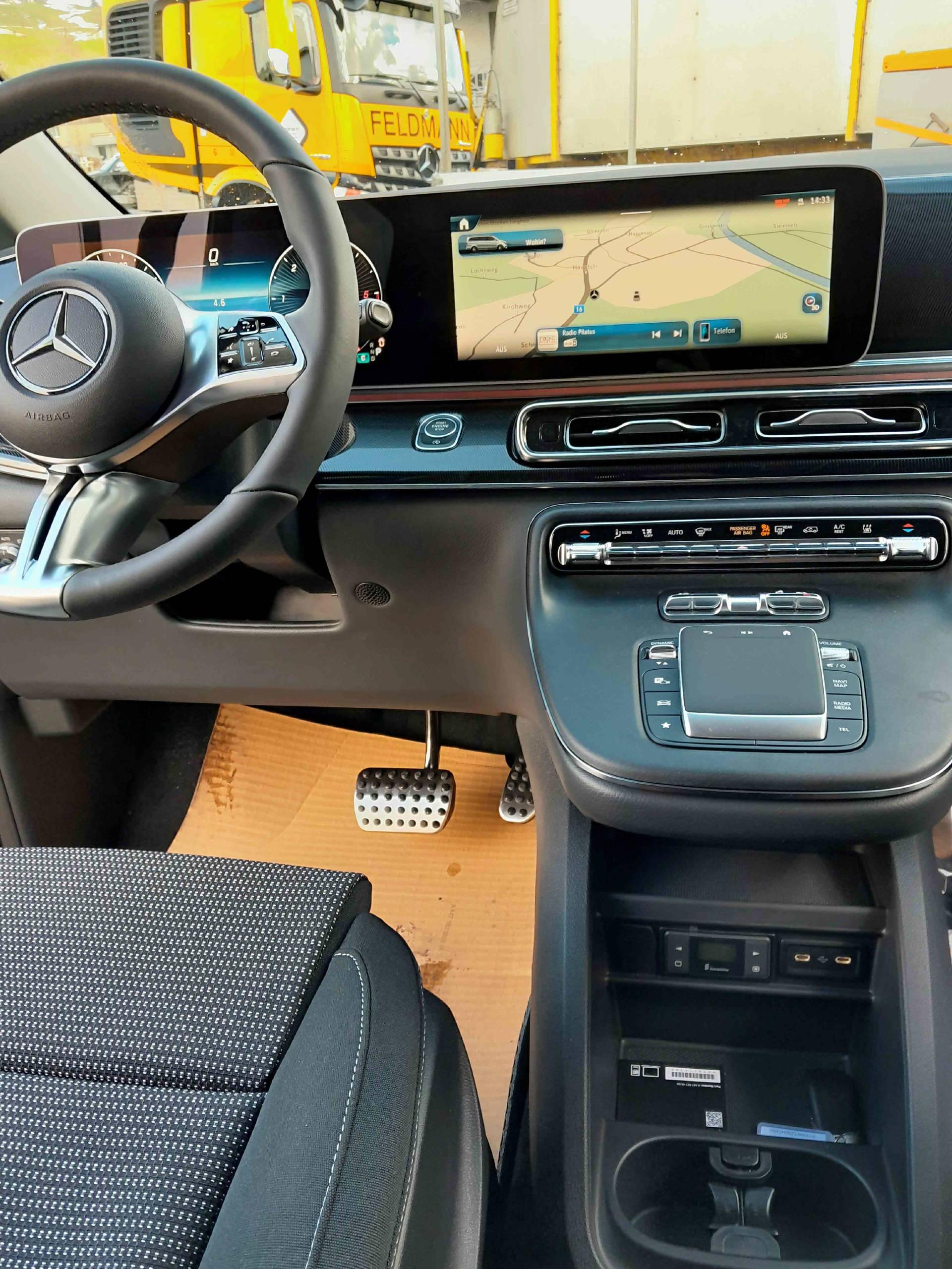MERCEDES-BENZ V 250d Style L 4x4-image-10