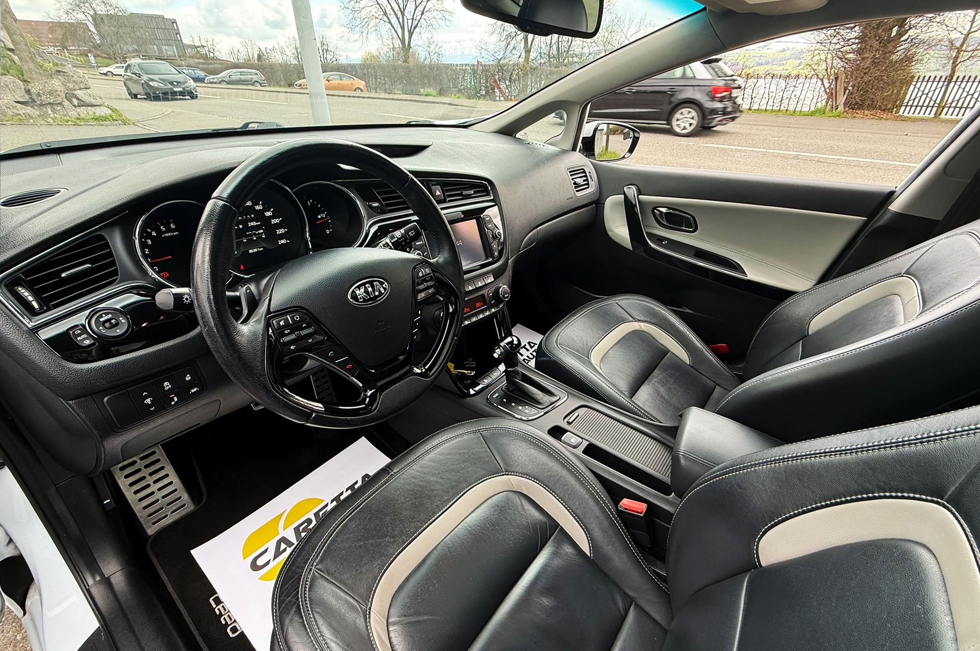KIA Cee'd Sportswagon 1.6 CRDi Style DCT-image-11