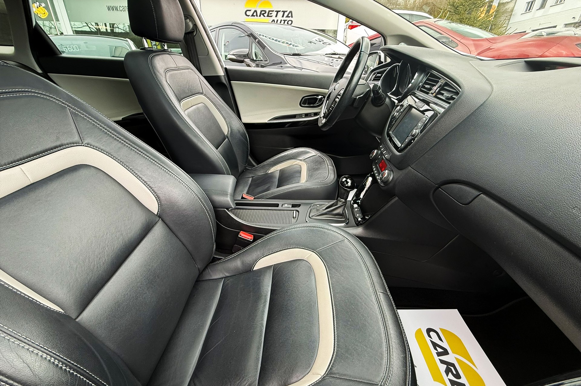 KIA Cee'd Sportswagon 1.6 CRDi Style DCT-image-9