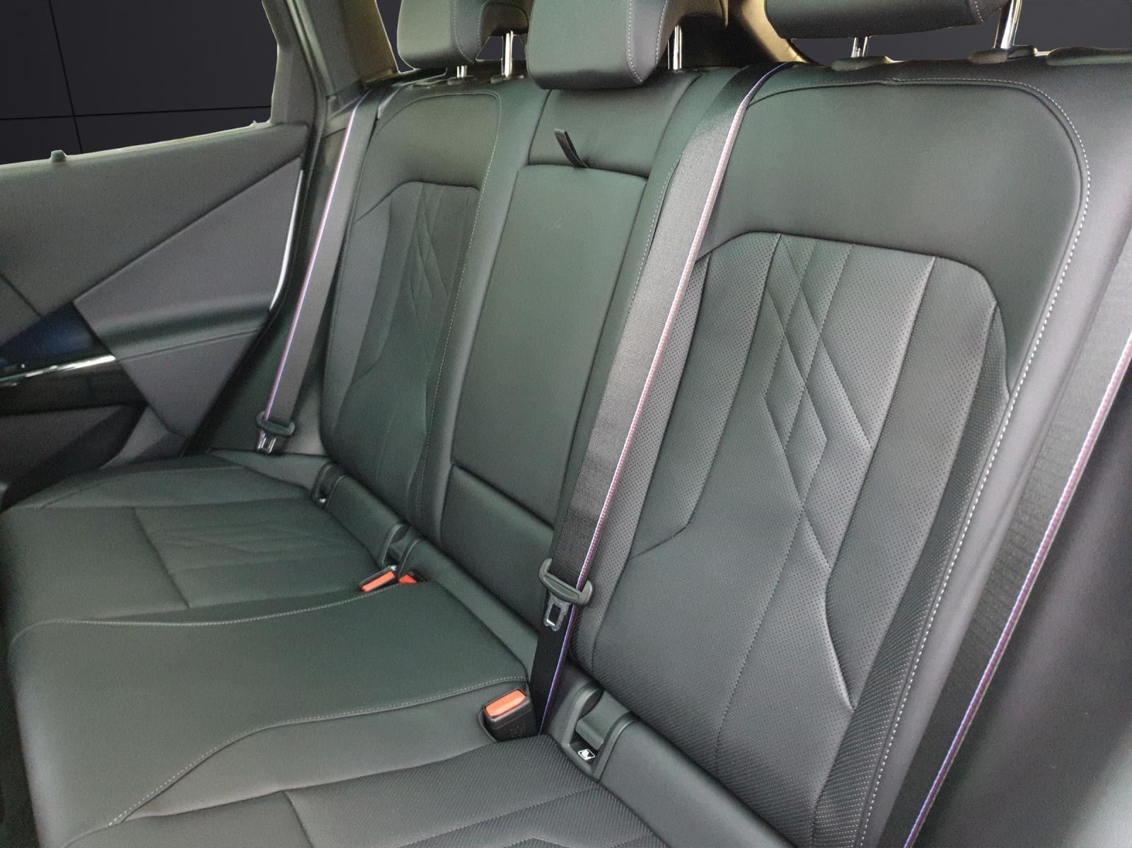 BMW X3 20d xDrive-image-11
